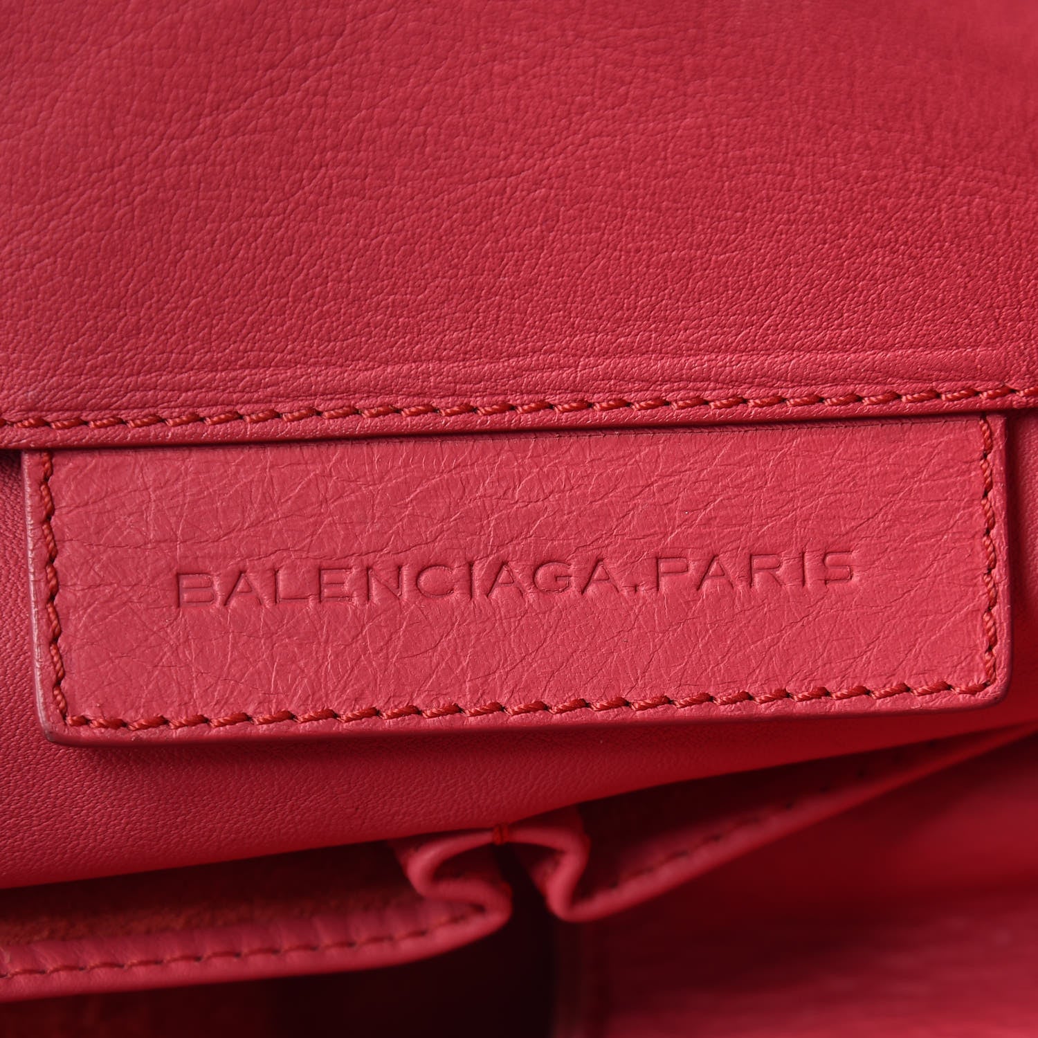 Balenciaga Veau Papier A4 Zip Around Tote Rouge Grenade 8 of 15