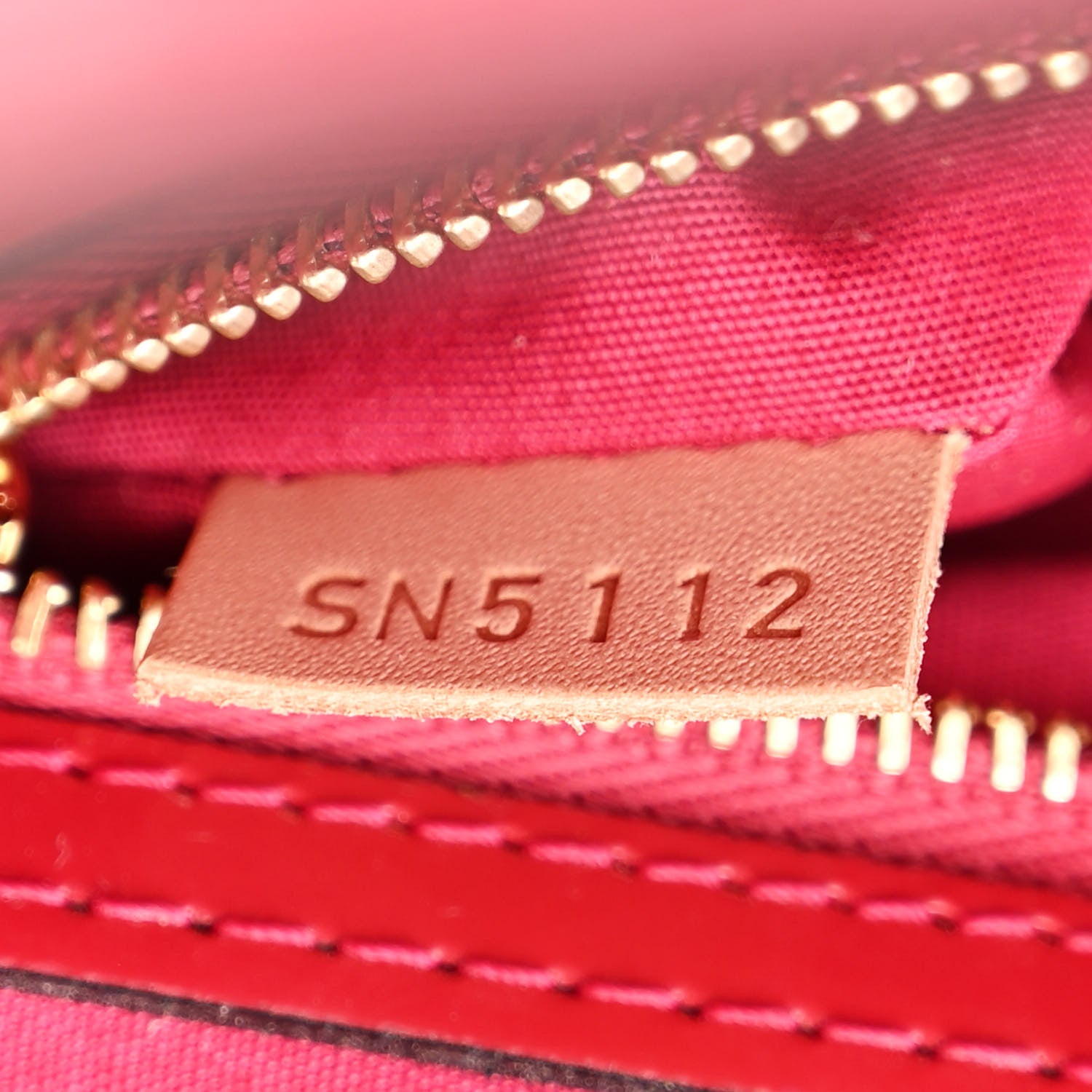 Louis Vuitton Vernis Catalina BB Rose Indien 7 of 12