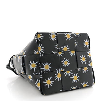 Bottega Veneta Nappa Maxi Intrecciato Daisy Print Small Cassette Bucket Bag Black White Yellow 4 of 10
