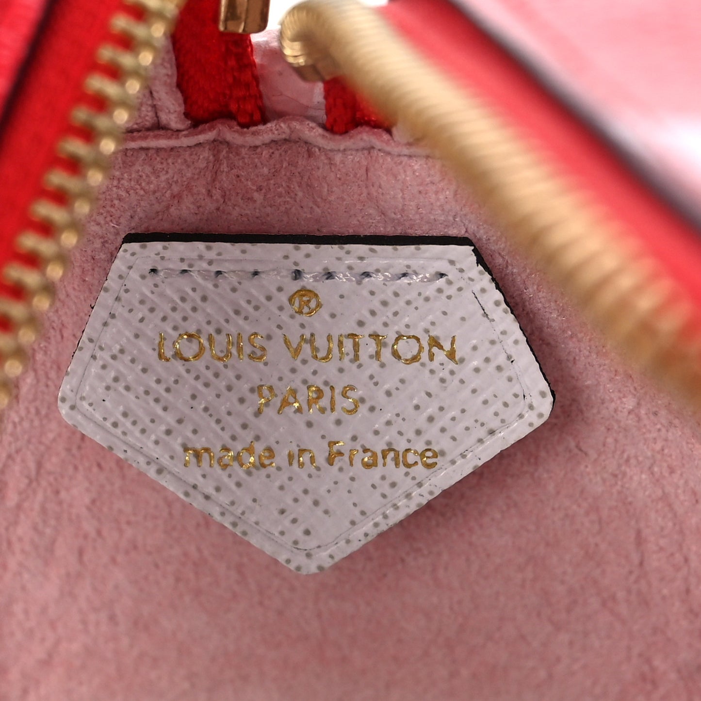 Monogram Giant Beach Pouch Rouge
