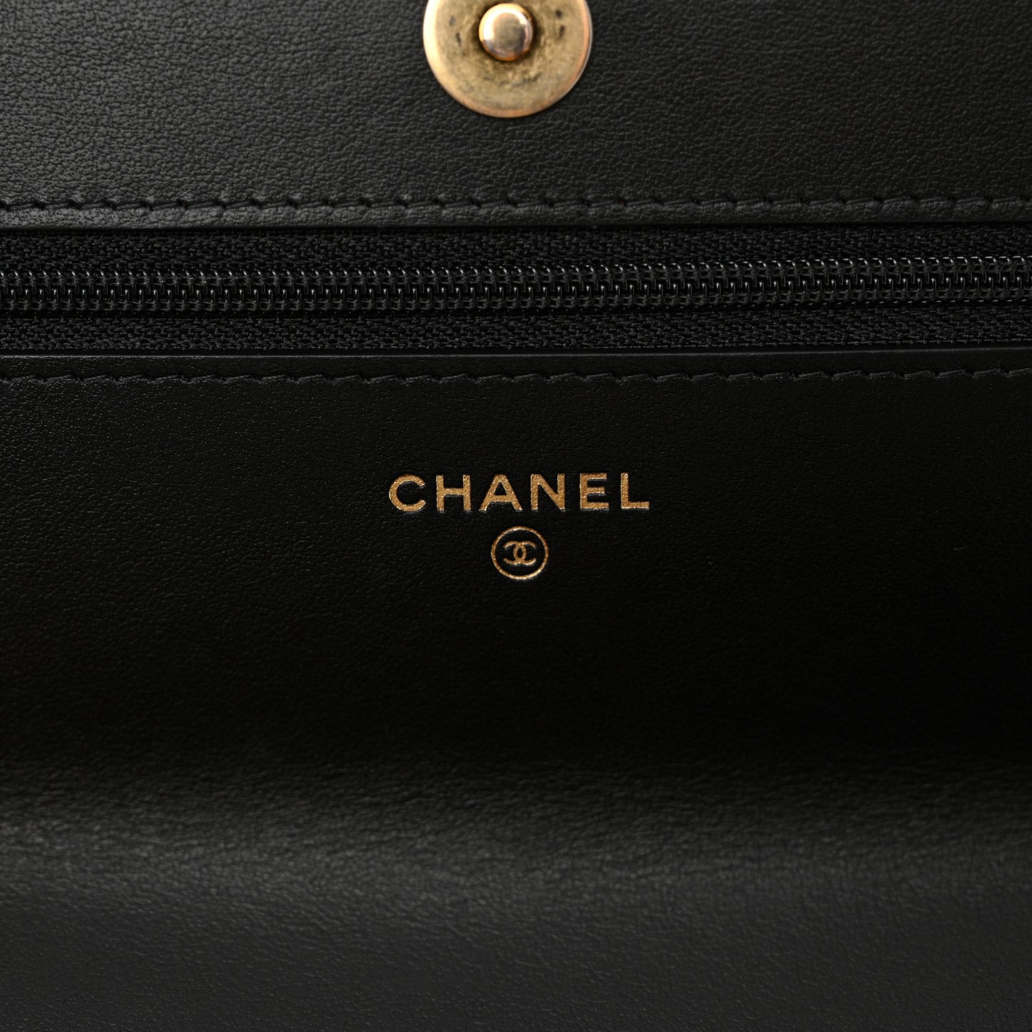 Lambskin Quilted Chanel 19 Wallet On Chain WOC Black