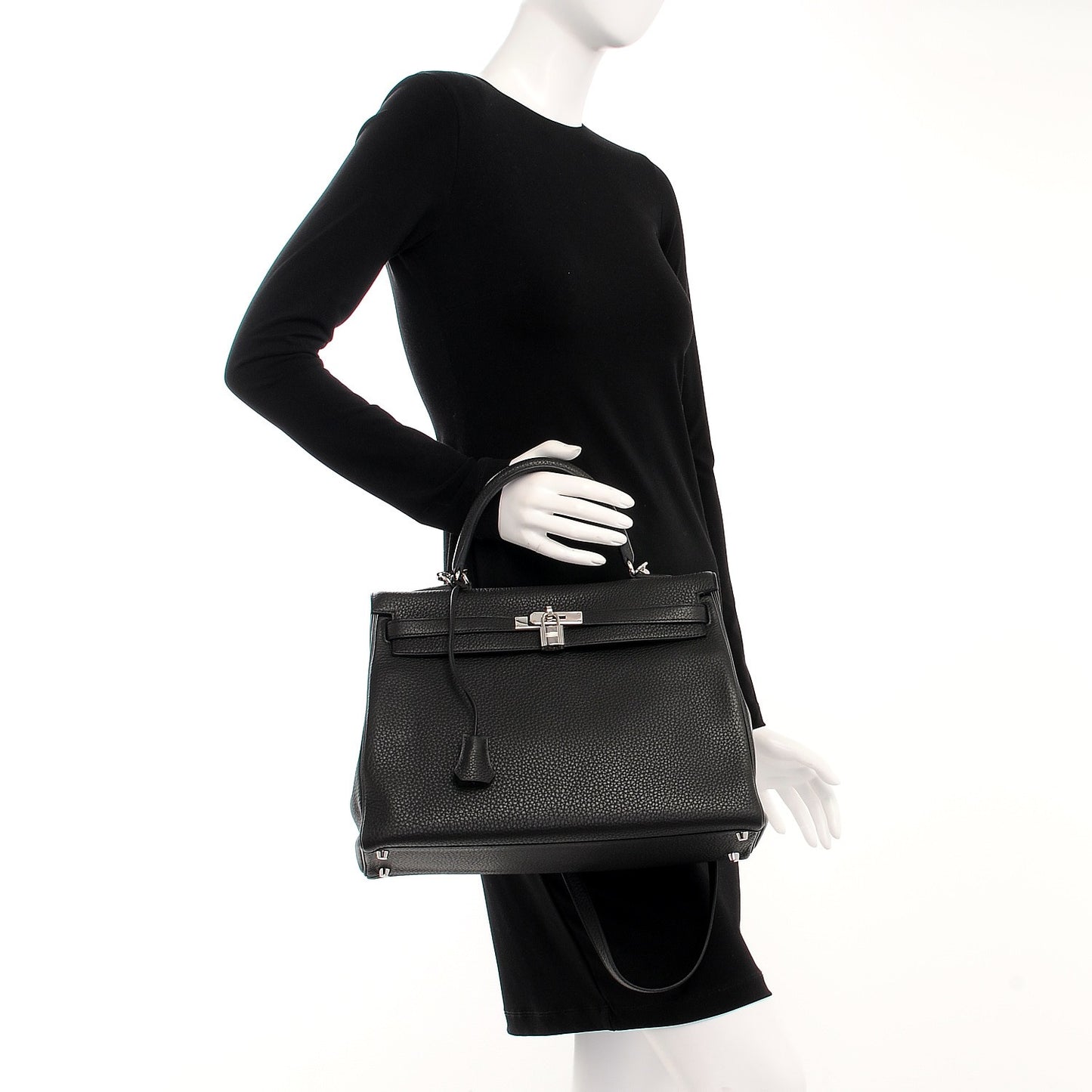 Togo Kelly Retourne 35 Black