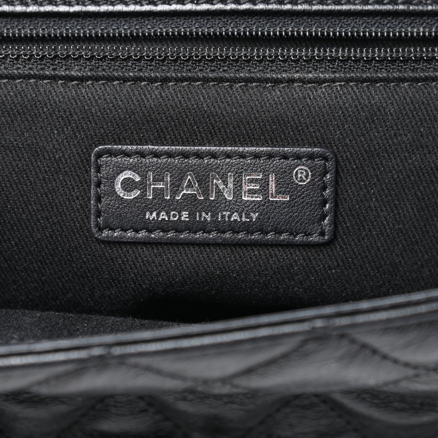 Metallic Goatskin Large City Rock Flap Black