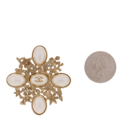 Chanel Crystal Mother of Pearl CC Flower Brooch Gold 2 of 4