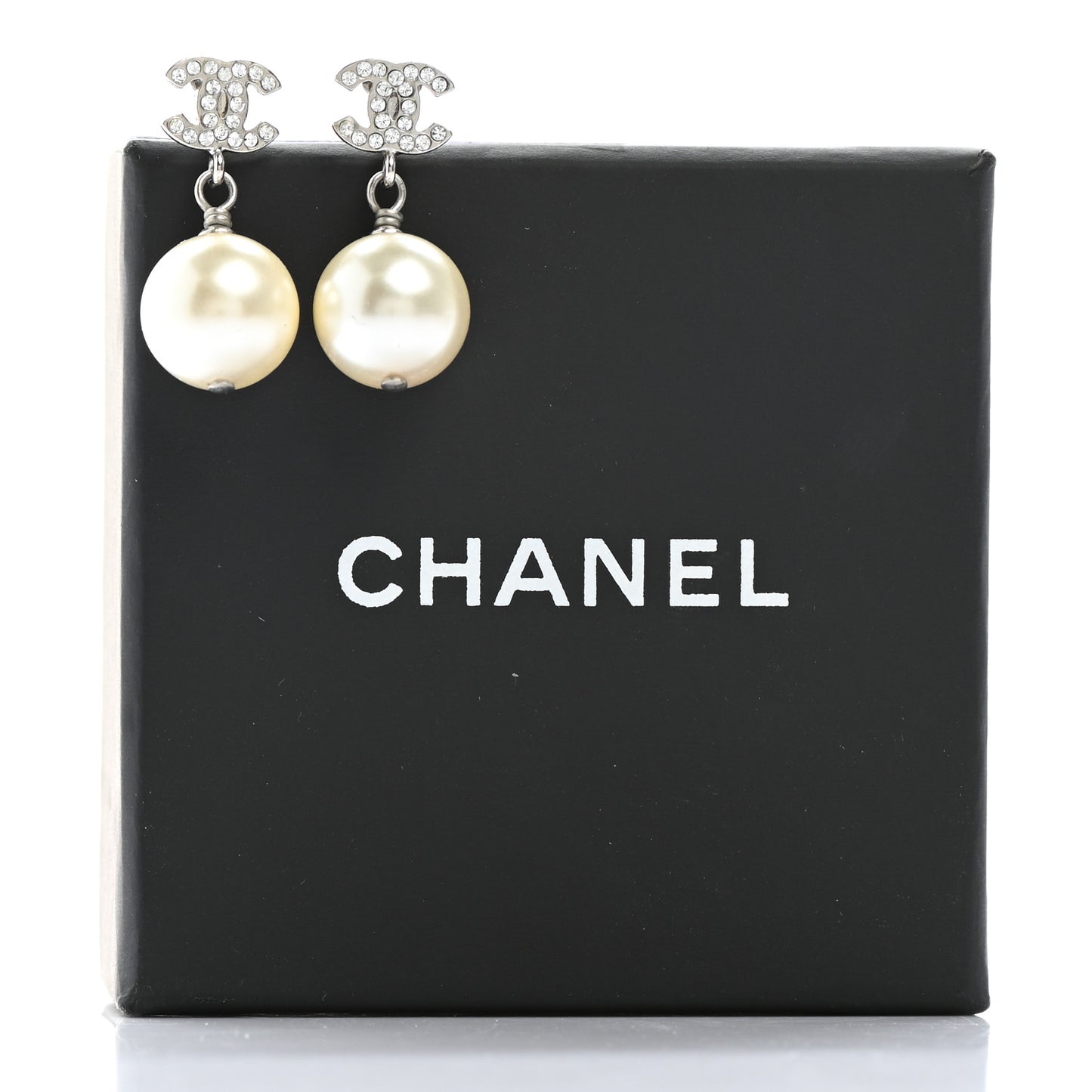 Crystal Pearl CC Drop Earrings Silver Pearly White