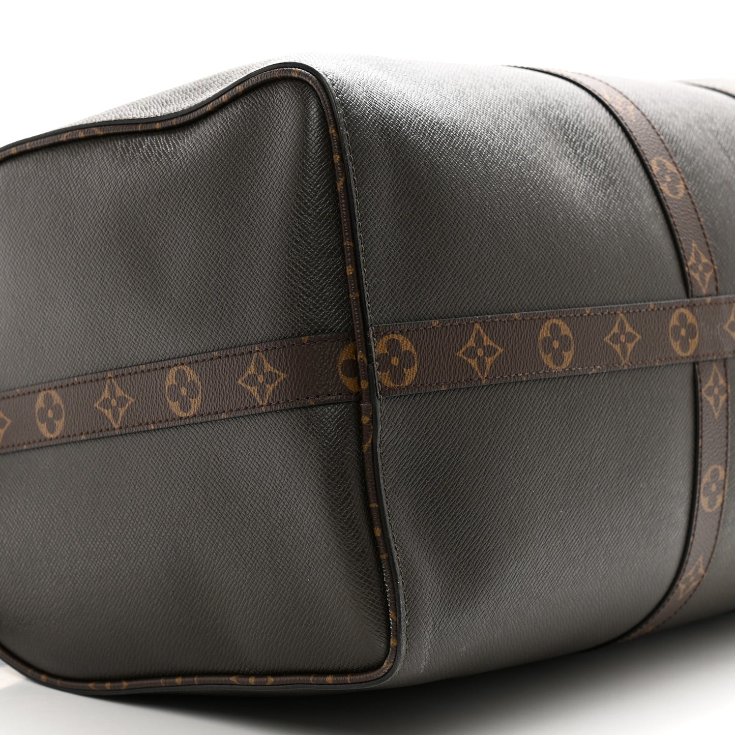 Taiga Monogram Keepall Bandouliere 50 Khaki