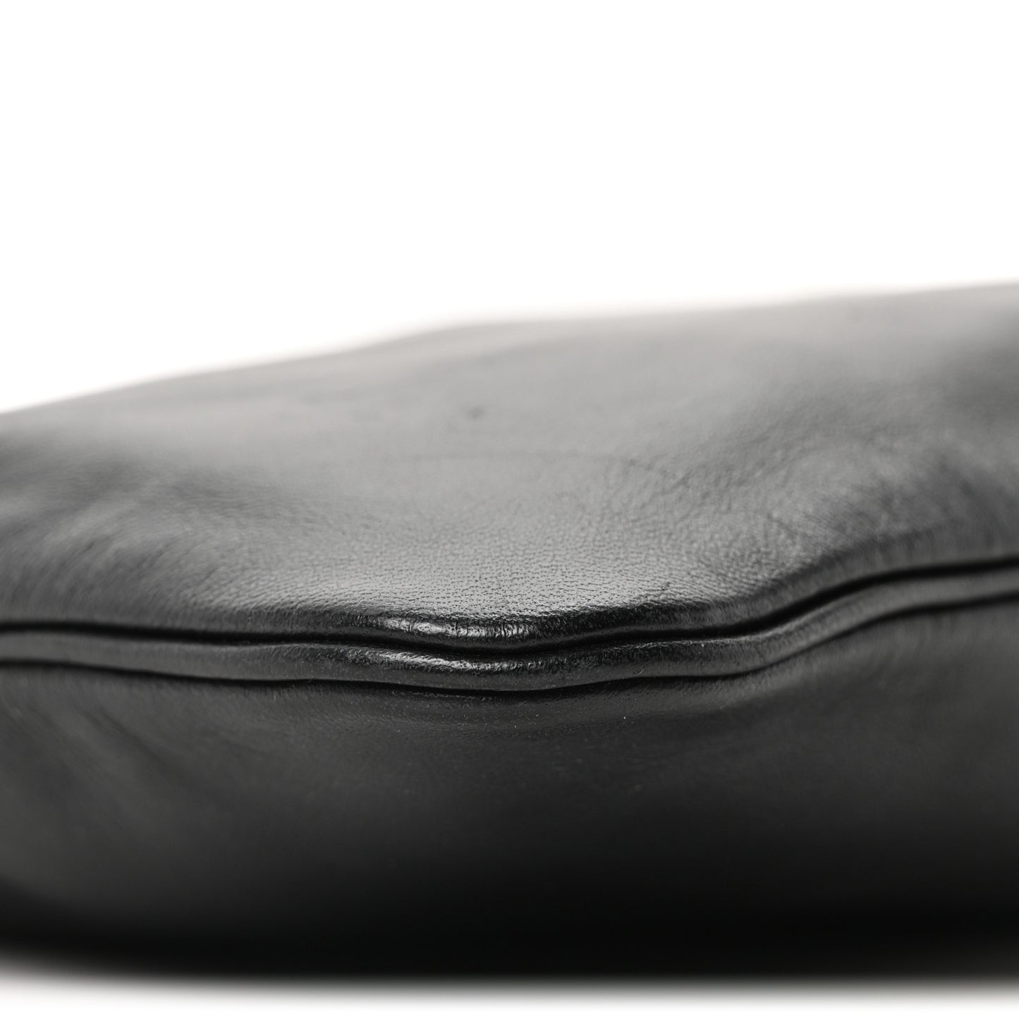 Milo Lambskin Swift Mini Aline Black