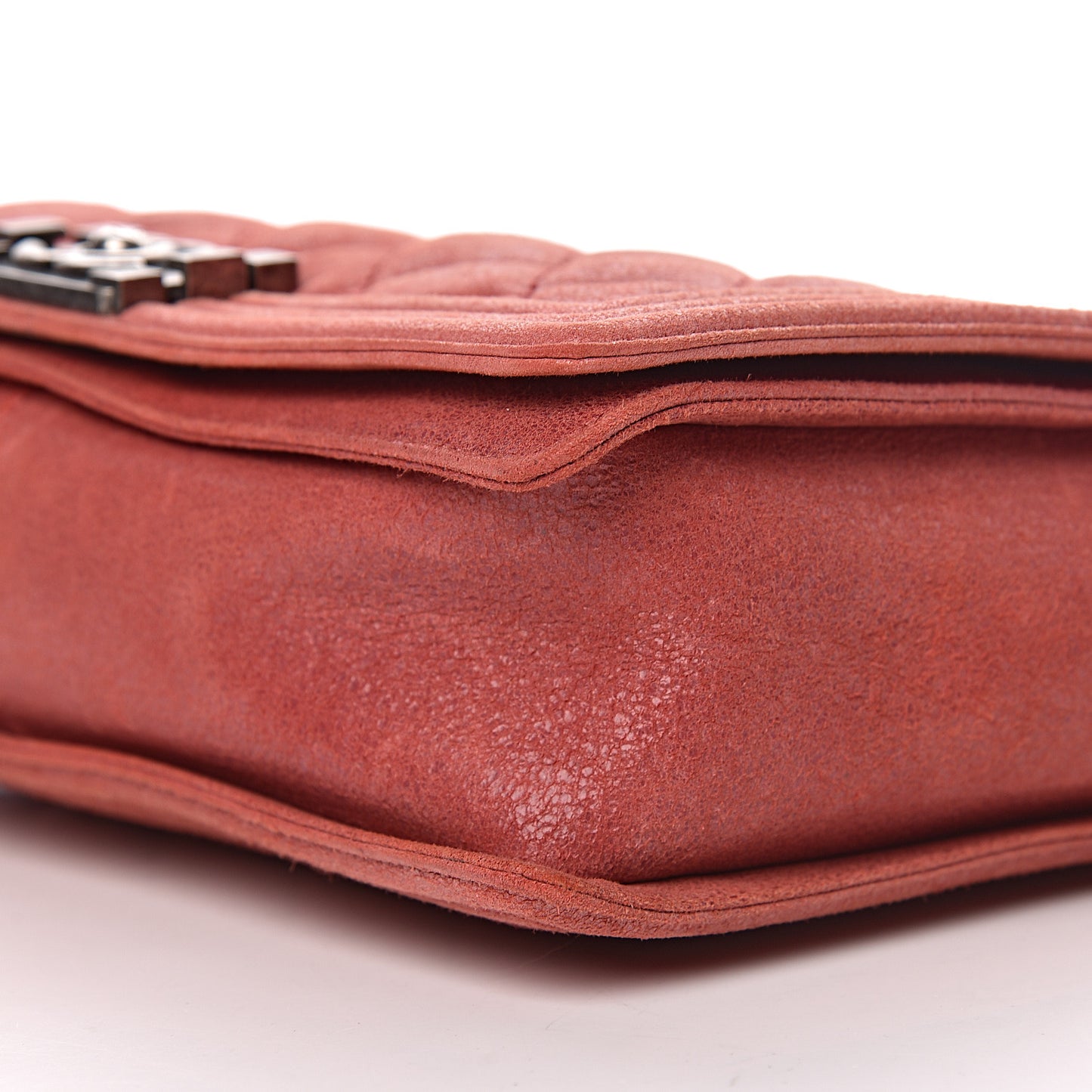 Iridescent Calfskin Quilted New Medium Gentle Boy Flap Red