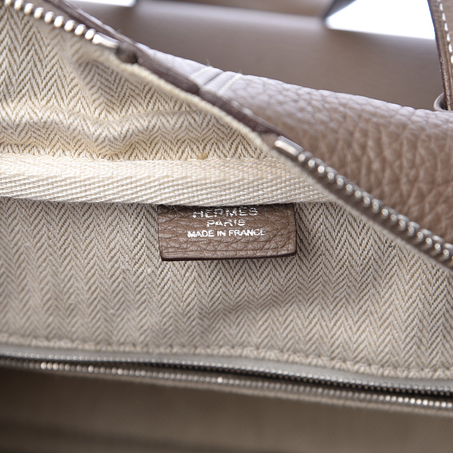 Hermes Taurillon Clemence Victoria II 35 Etoupe 6 of 14