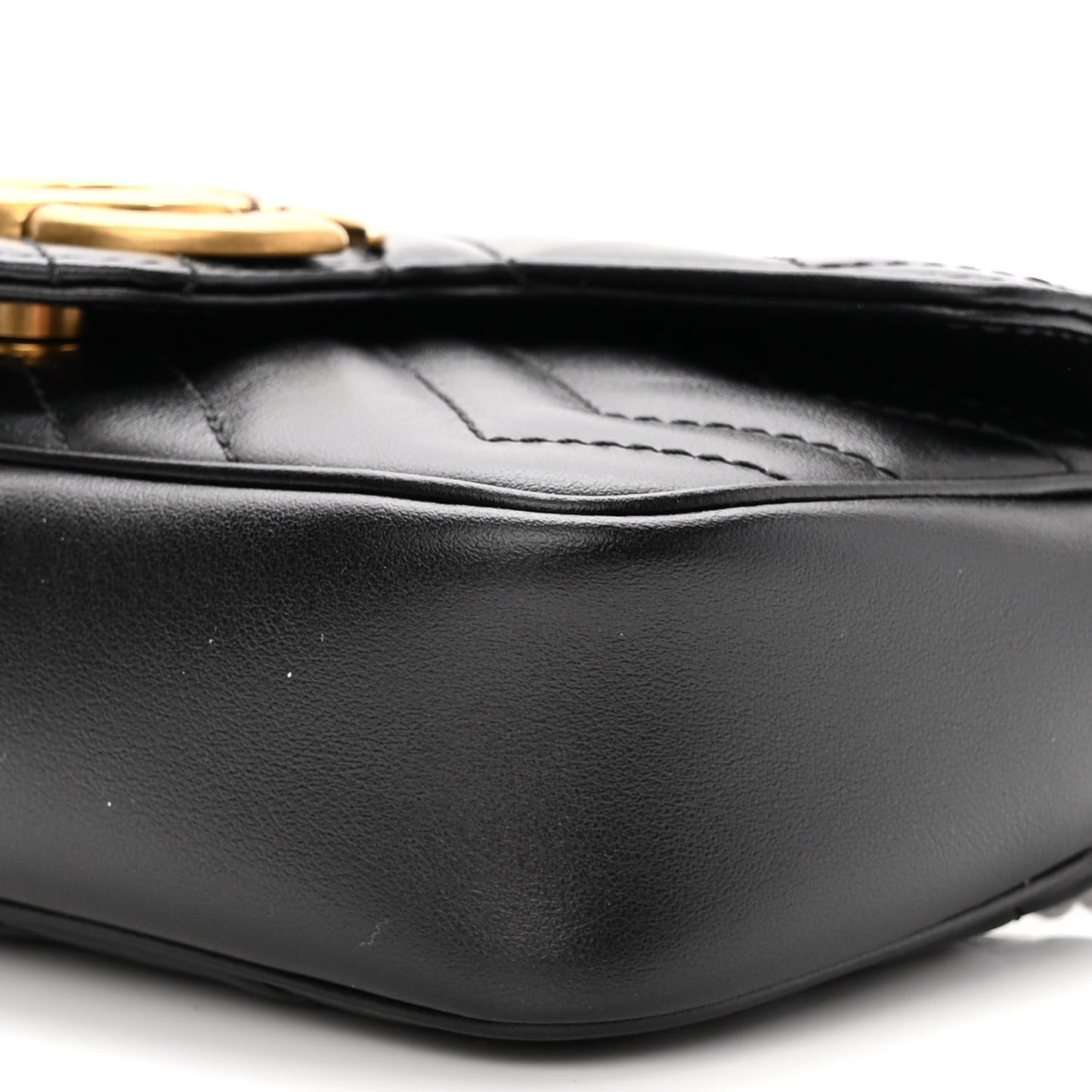 Calfskin Matelasse Super Mini GG Marmont Shoulder Bag Black