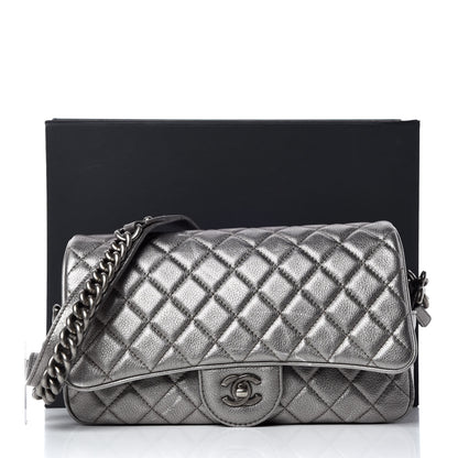 Chanel Metallic Calfskin Quilted Small Casual Rock Flap Silver 17 of 17