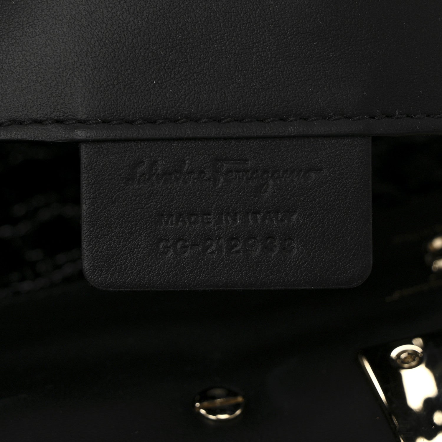Salvatore Ferragamoレザーバッグ Ferragamo Soft-bag (S) - Women | Ferragamo