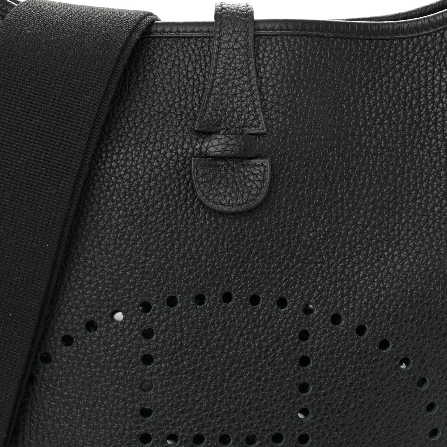 Taurillon Clemence Evelyne III PM Black