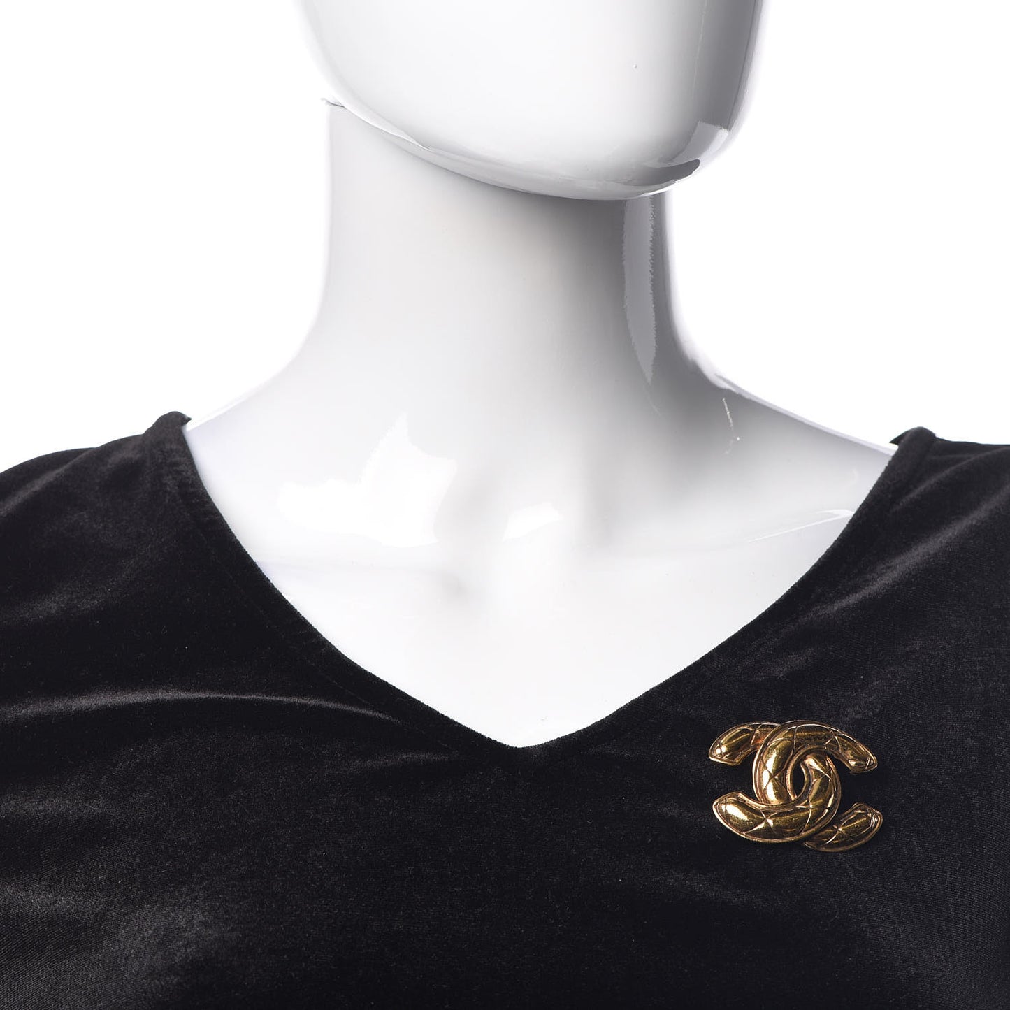 Metal Quilted Large CC Brooch Gold