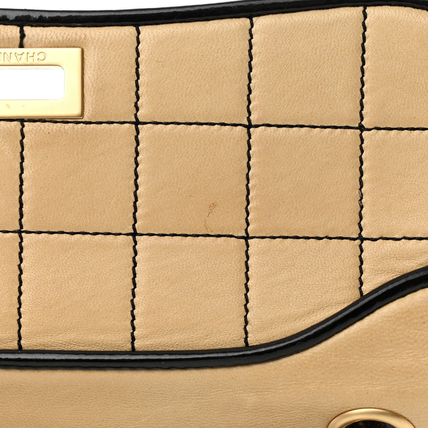 Chanel Lambskin Reissue Chocolate Bar Flap Beige Black 19 of 23