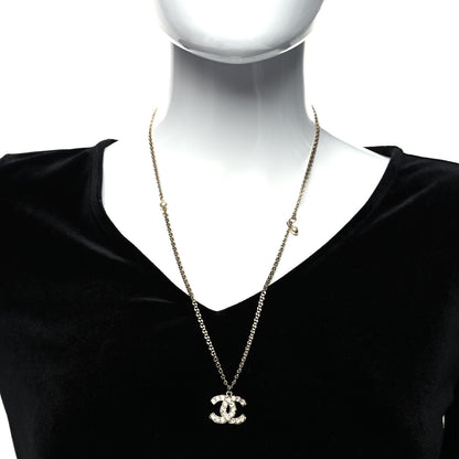 Chanel Pearl CC Camellia Express Necklace Gold 2 of 5
