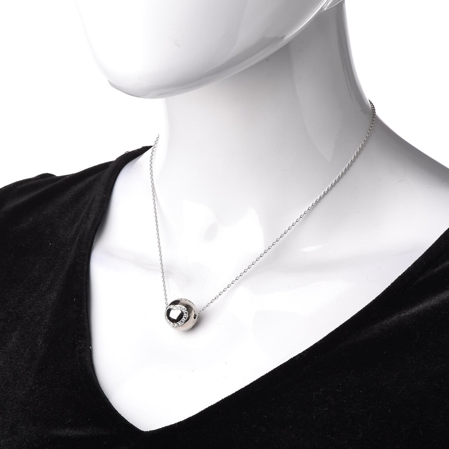 18K White Gold Diamond Heart Ball Pendant Necklace