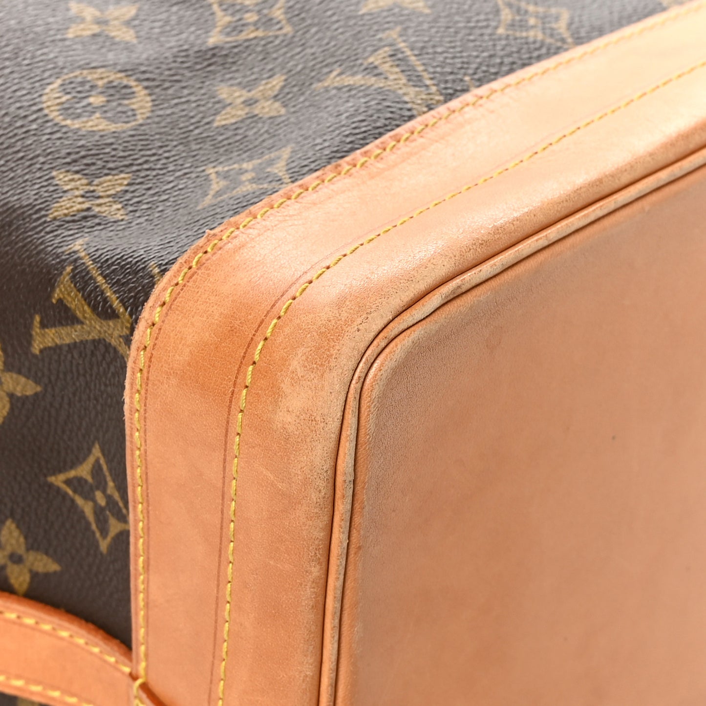 Monogram Noe