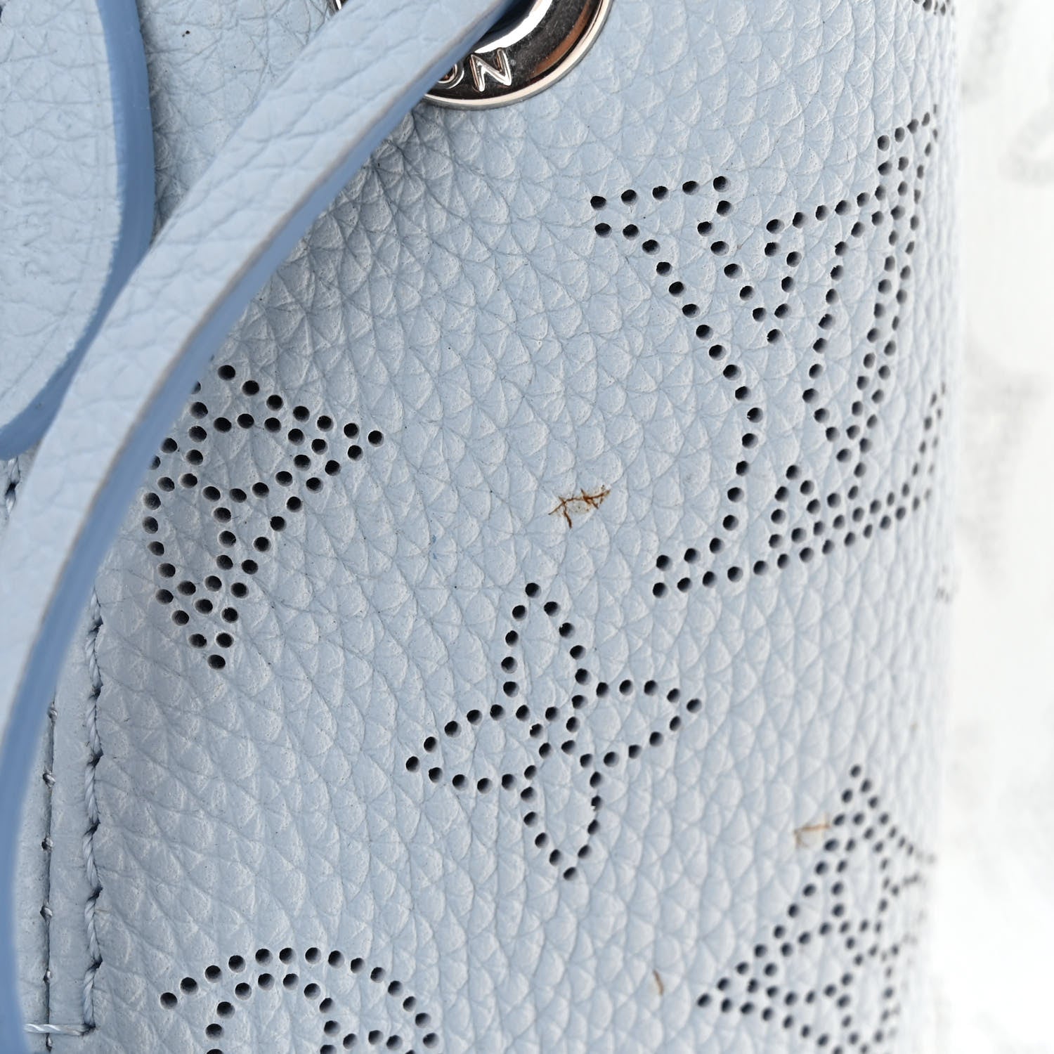 Louis Vuitton Mahina Bella Bleu Nuage 13 of 13