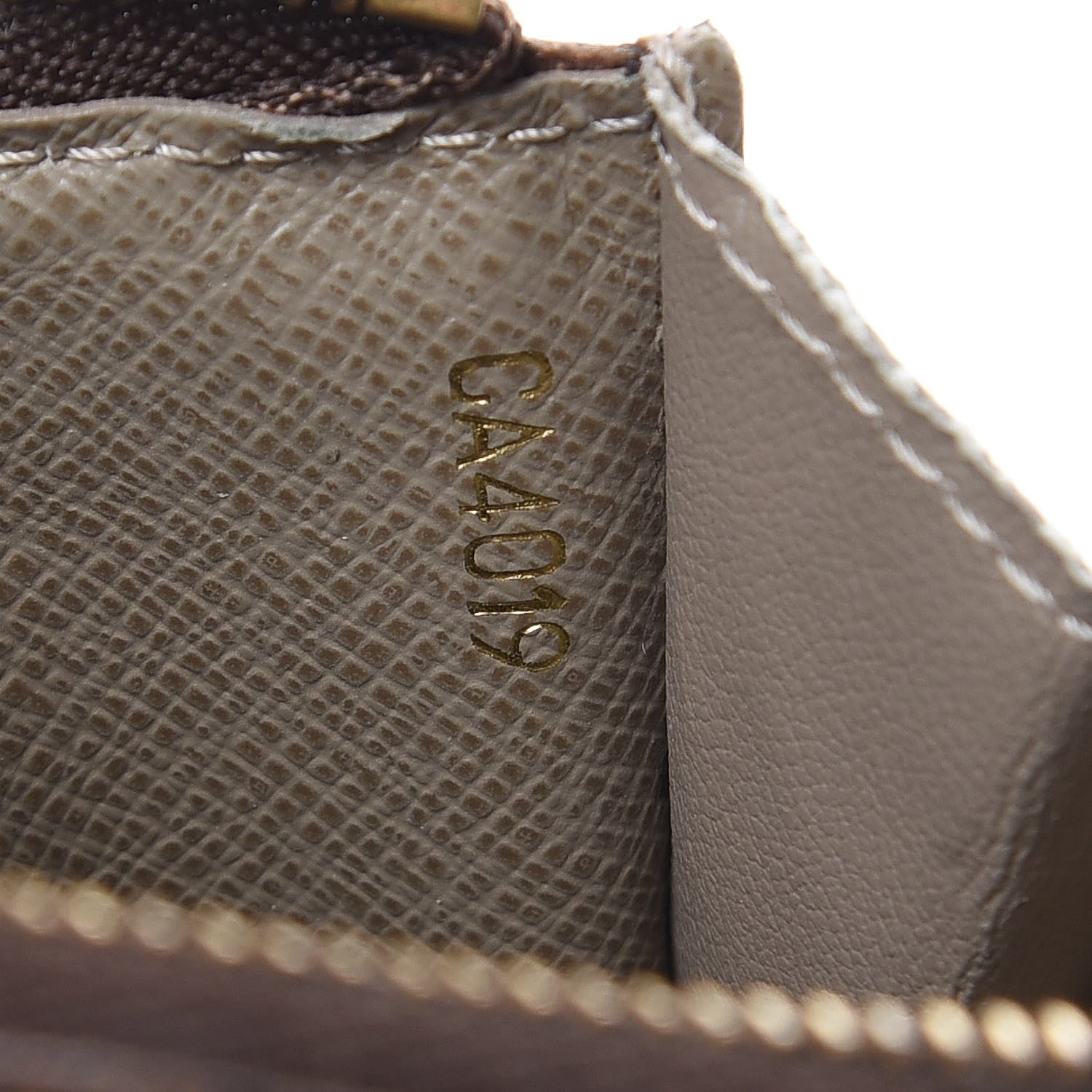 Louis Vuitton Damier Ebene Trunks and Bags Key Pouch 7 of 10