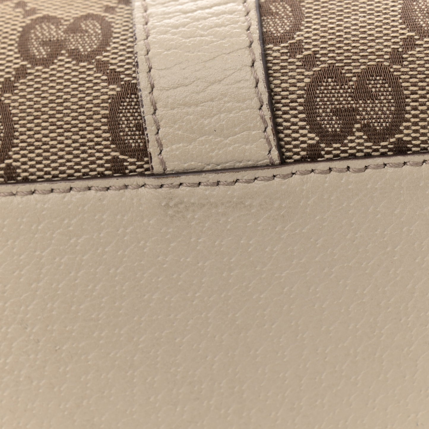 Monogram Small Abbey Boston Off White