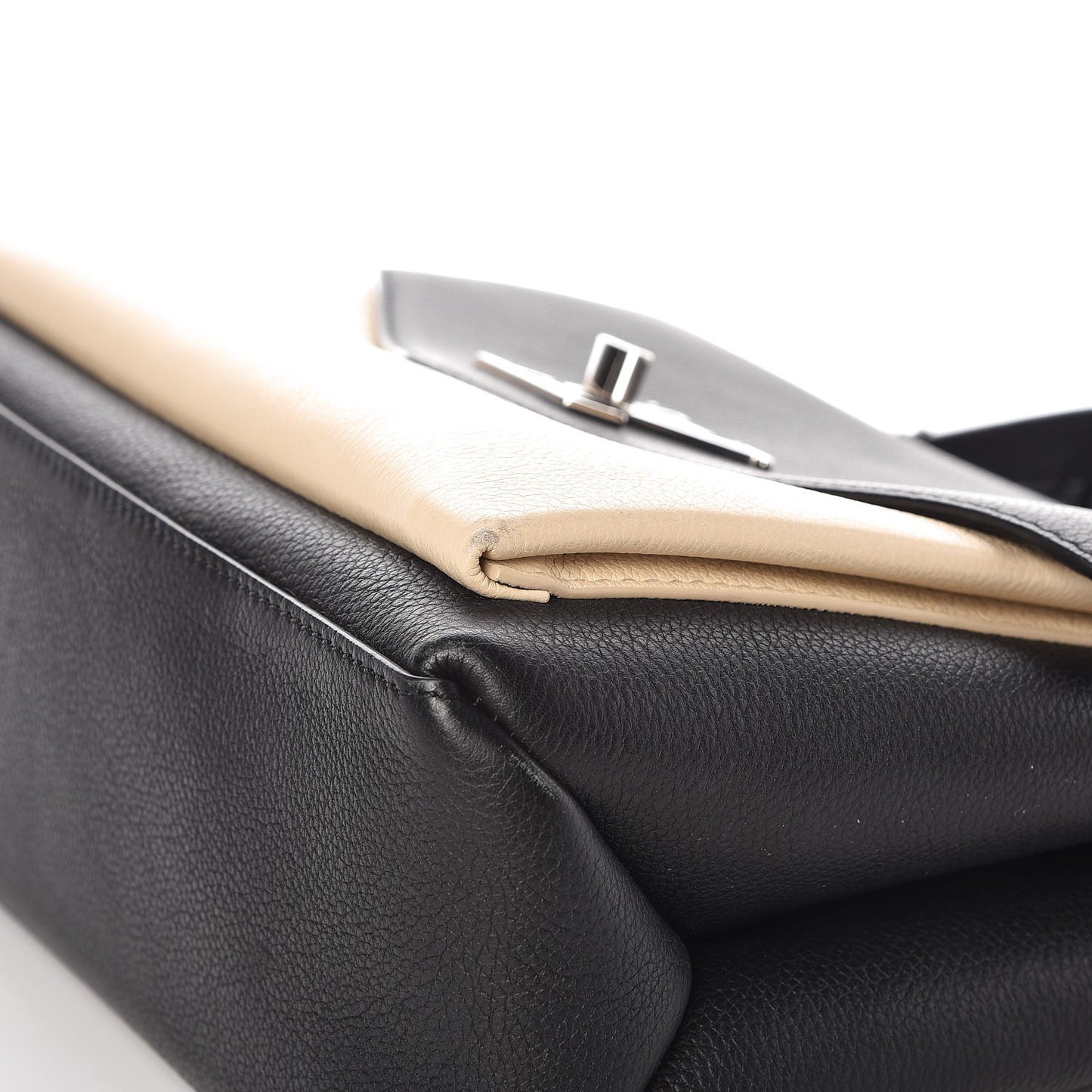 Soft Calfskin My Lockme Top Handle Vanille Black
