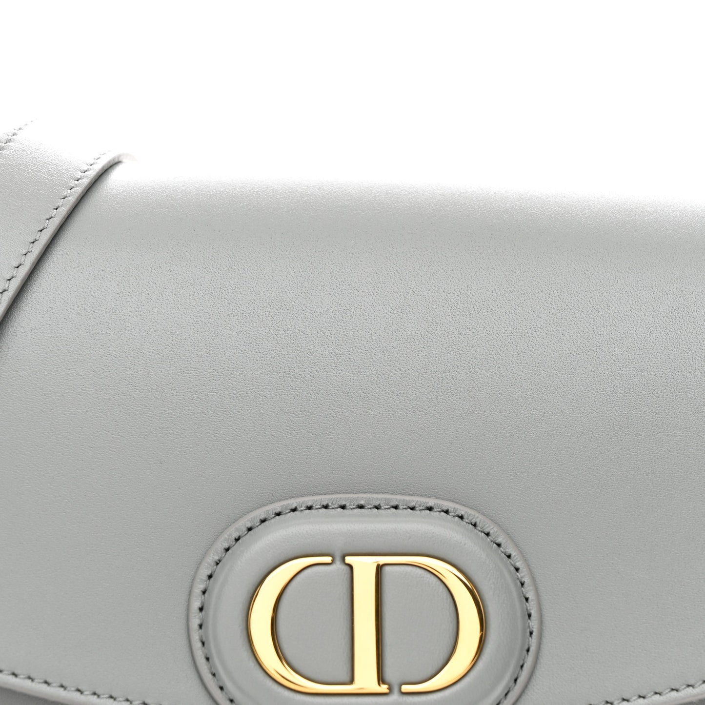 Box Calfskin Medium Bobby Flap Gray