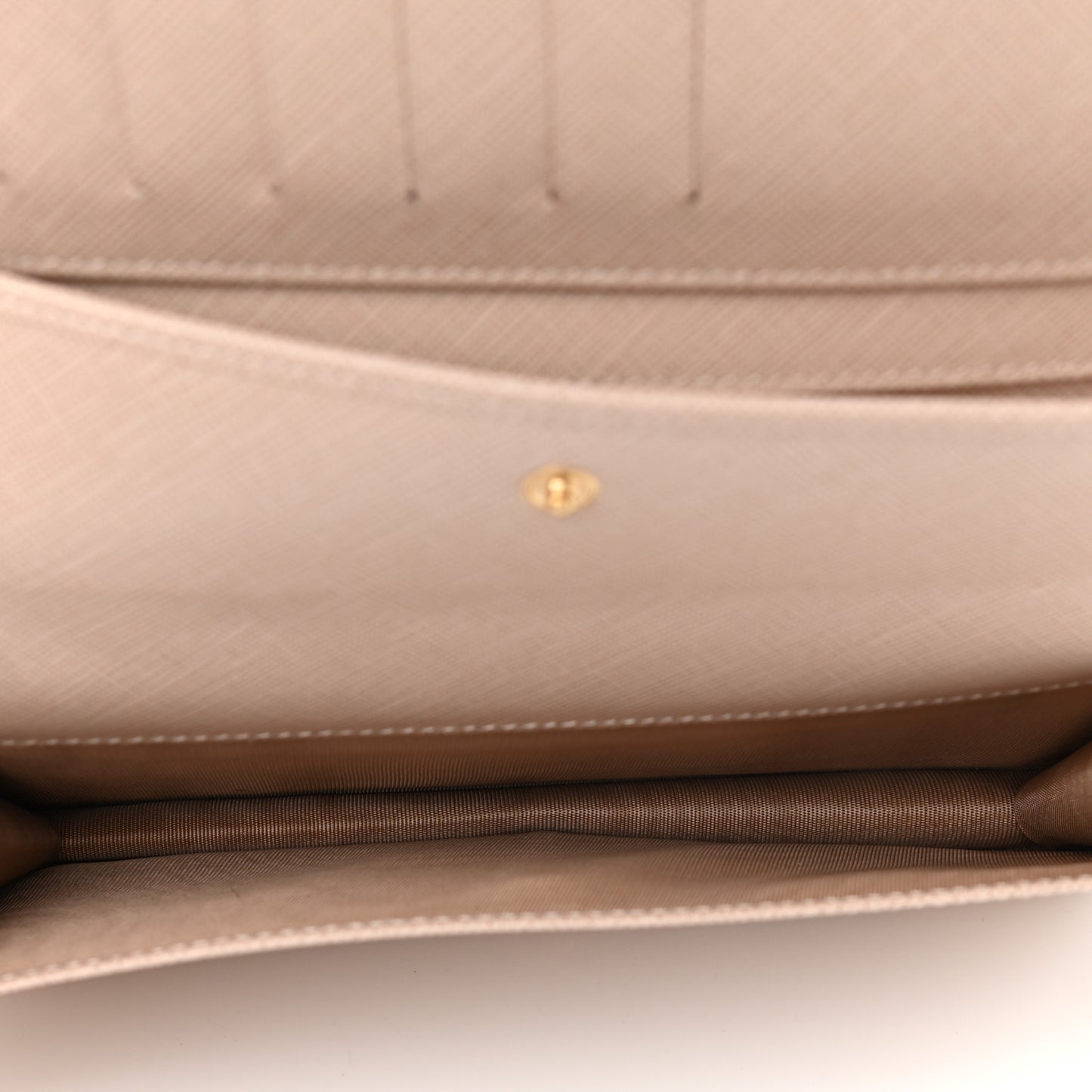 Calfskin Miss Vara Wallet On Chain New Bisque