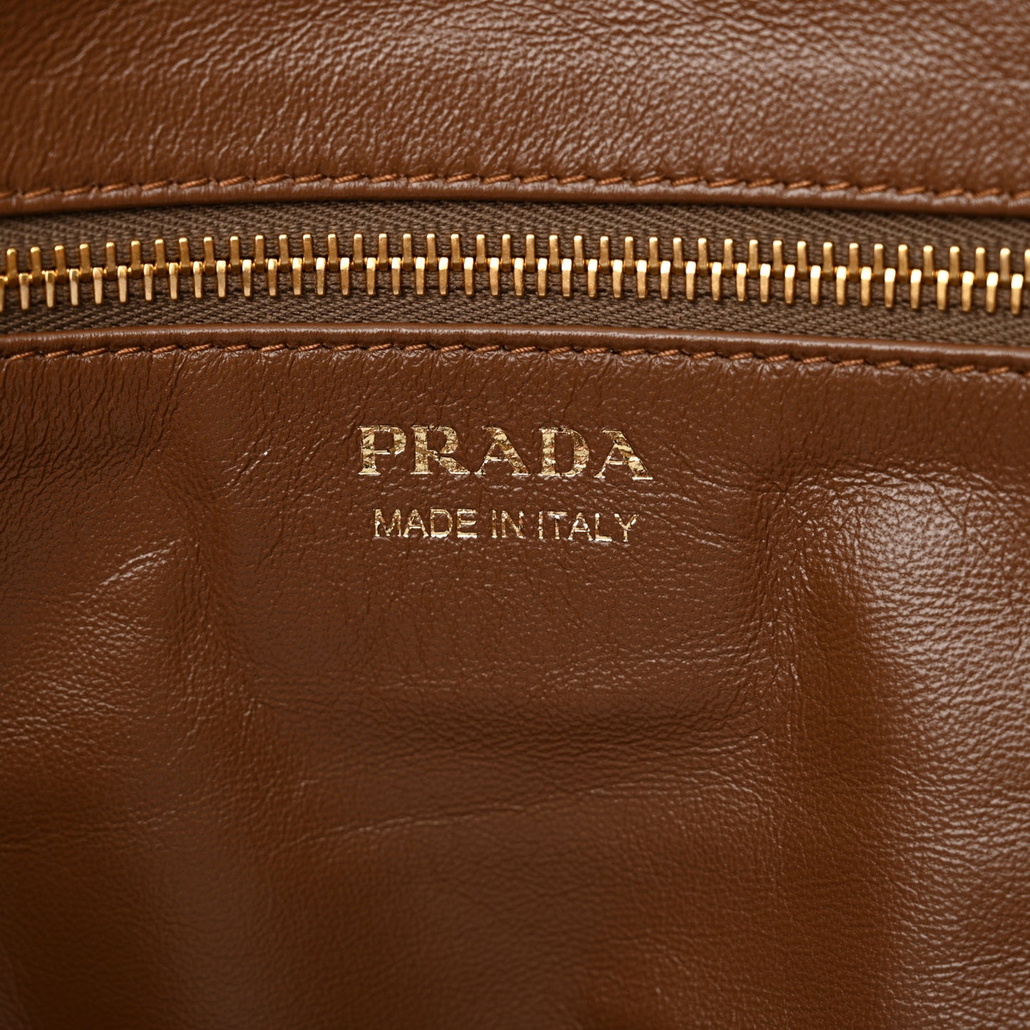 Vitello Daino Large Top Handle Bag Caramel