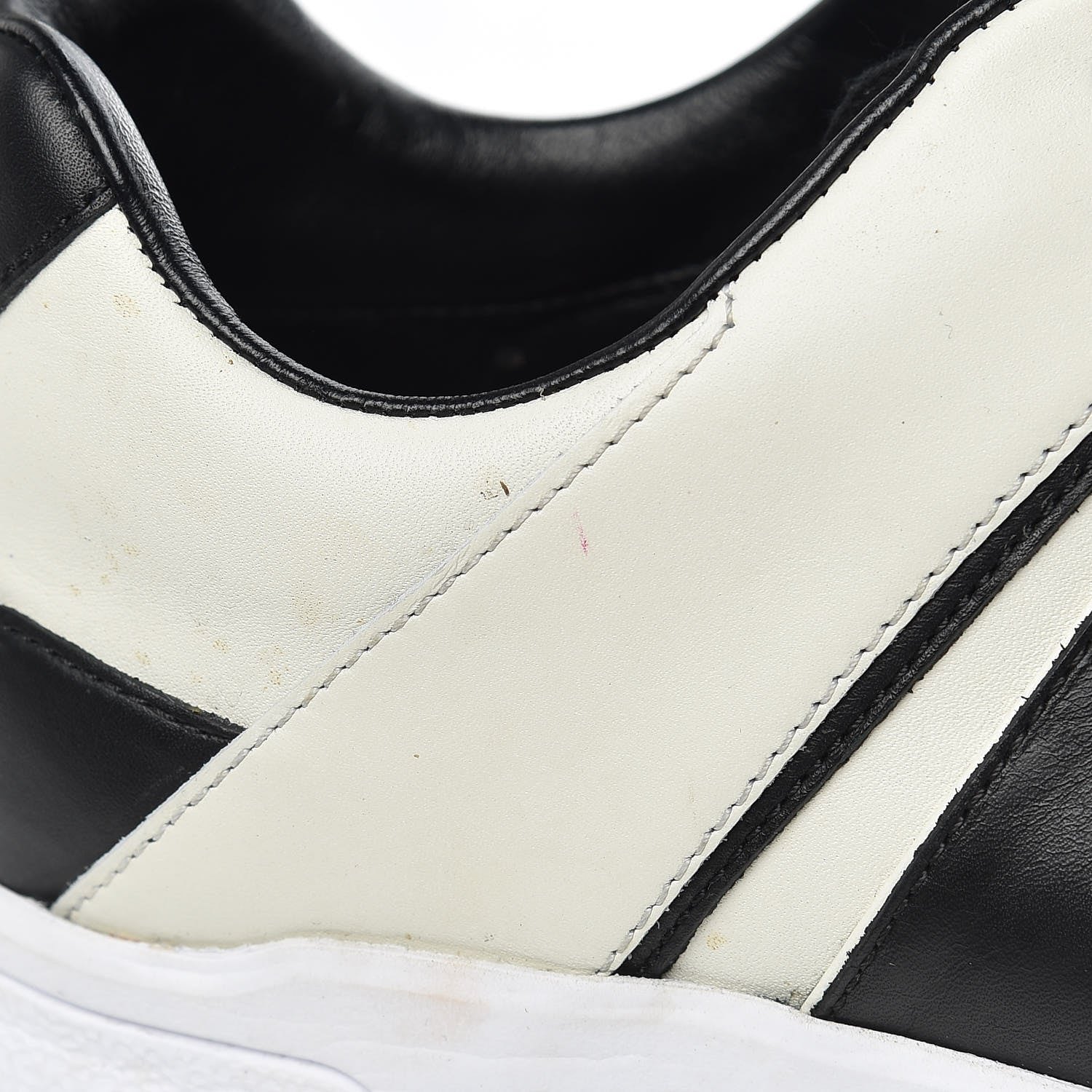 Gucci Calfskin Womens Interlocking G Sneakers 39 Black White 16 of 17