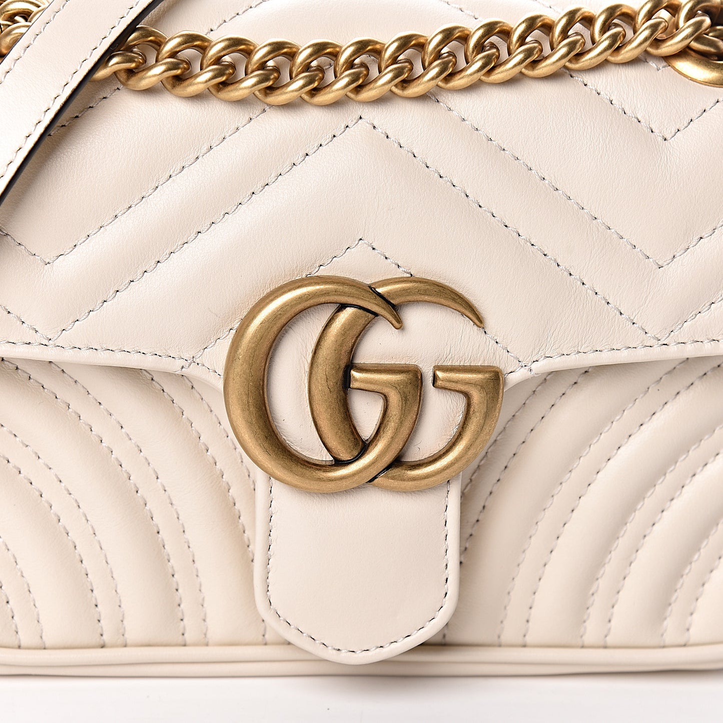 Calfskin Matelasse Mini GG Marmont Shoulder Bag White