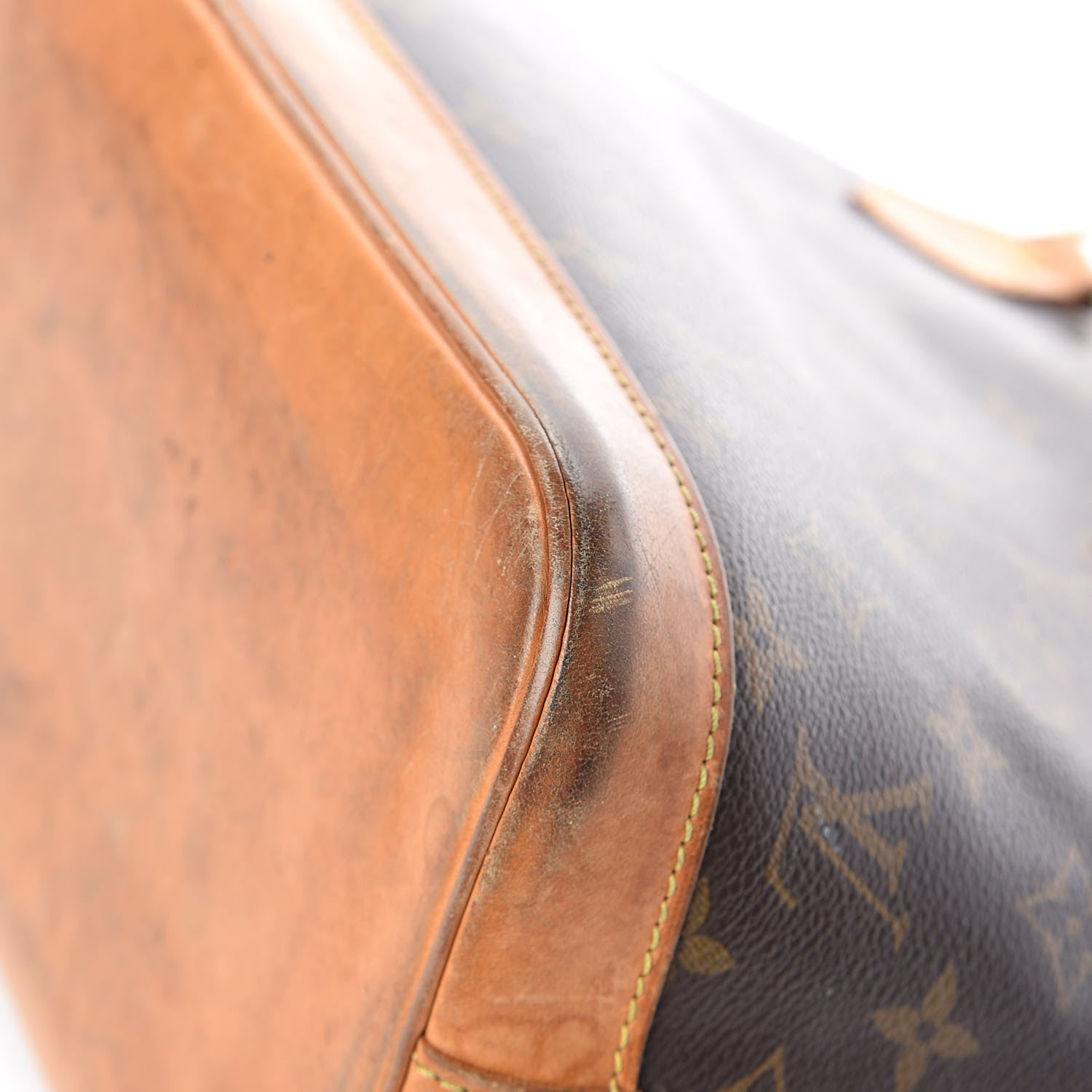Louis Vuitton Monogram Alma PM 13 of 17