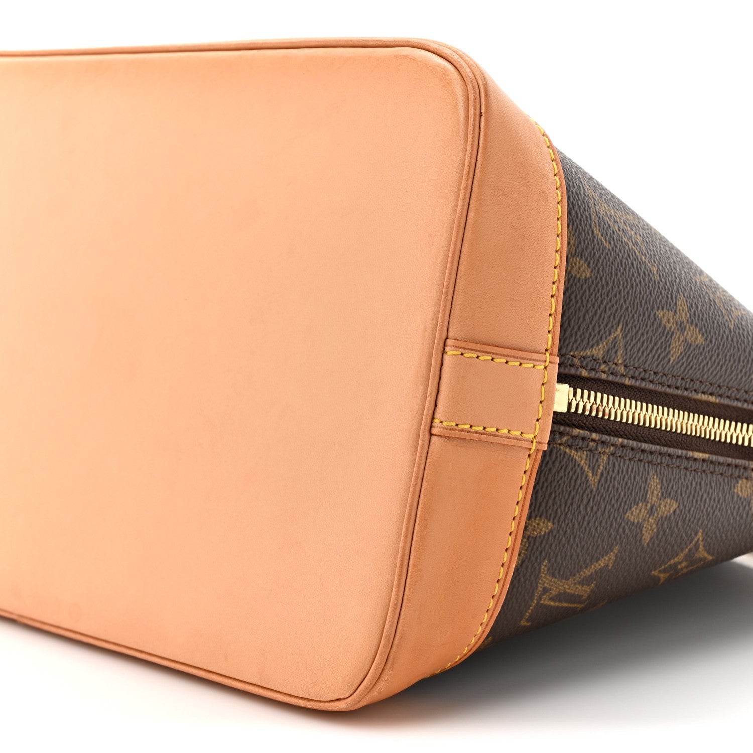 Louis Vuitton Monogram Alma PM 8 of 14