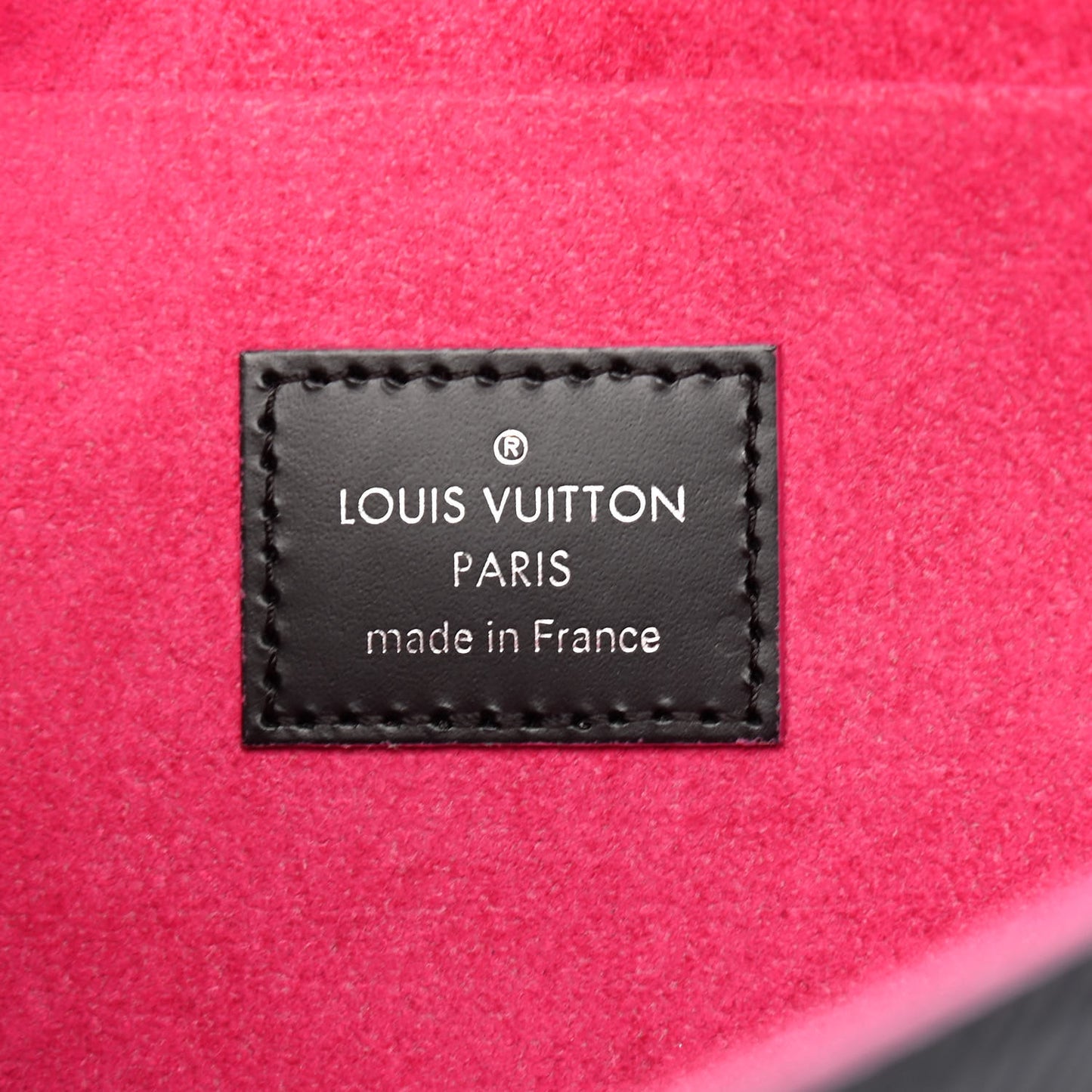 Epi Pochette Felicie Black Hot Pink