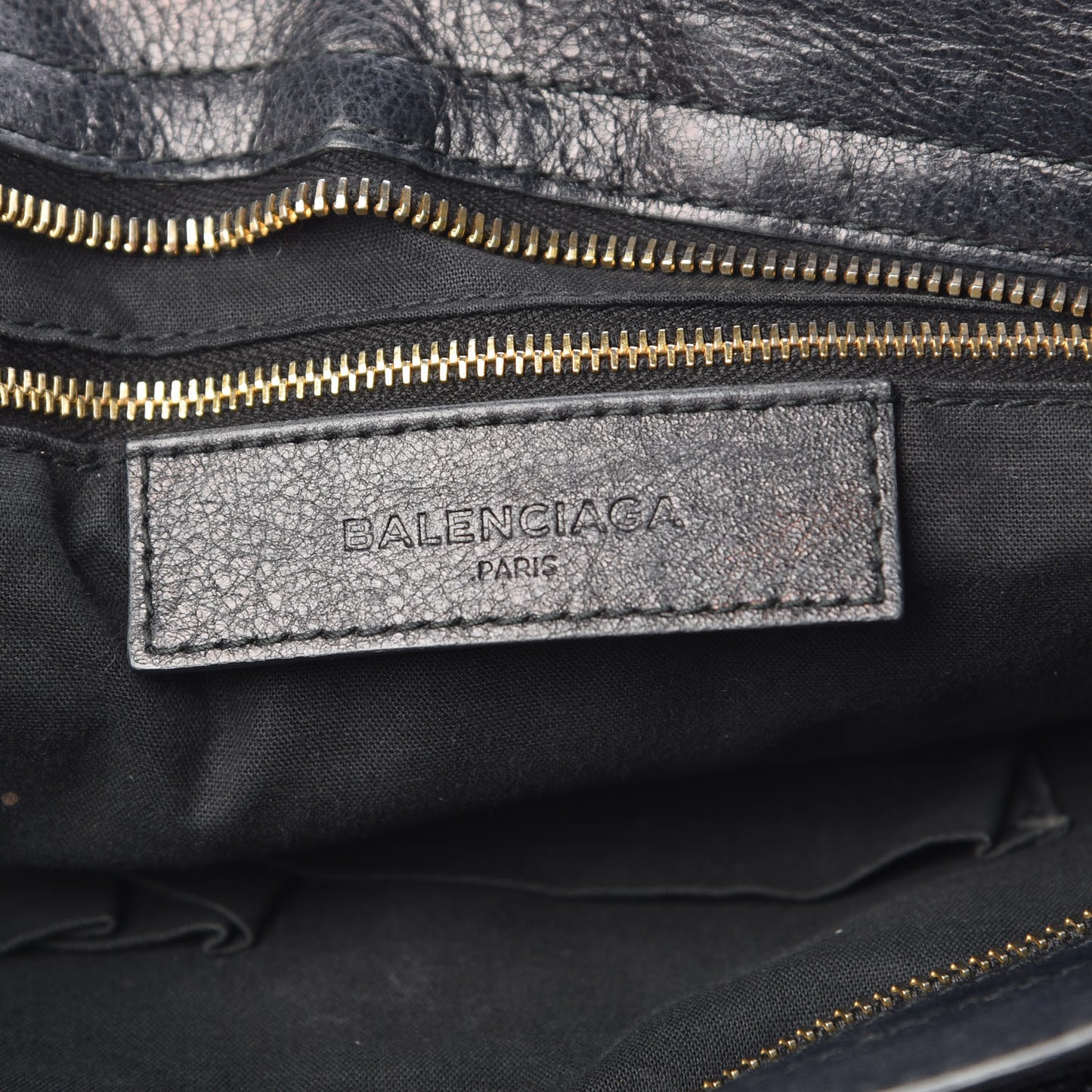 Agneau Giant 12 Gold Hardware City Black