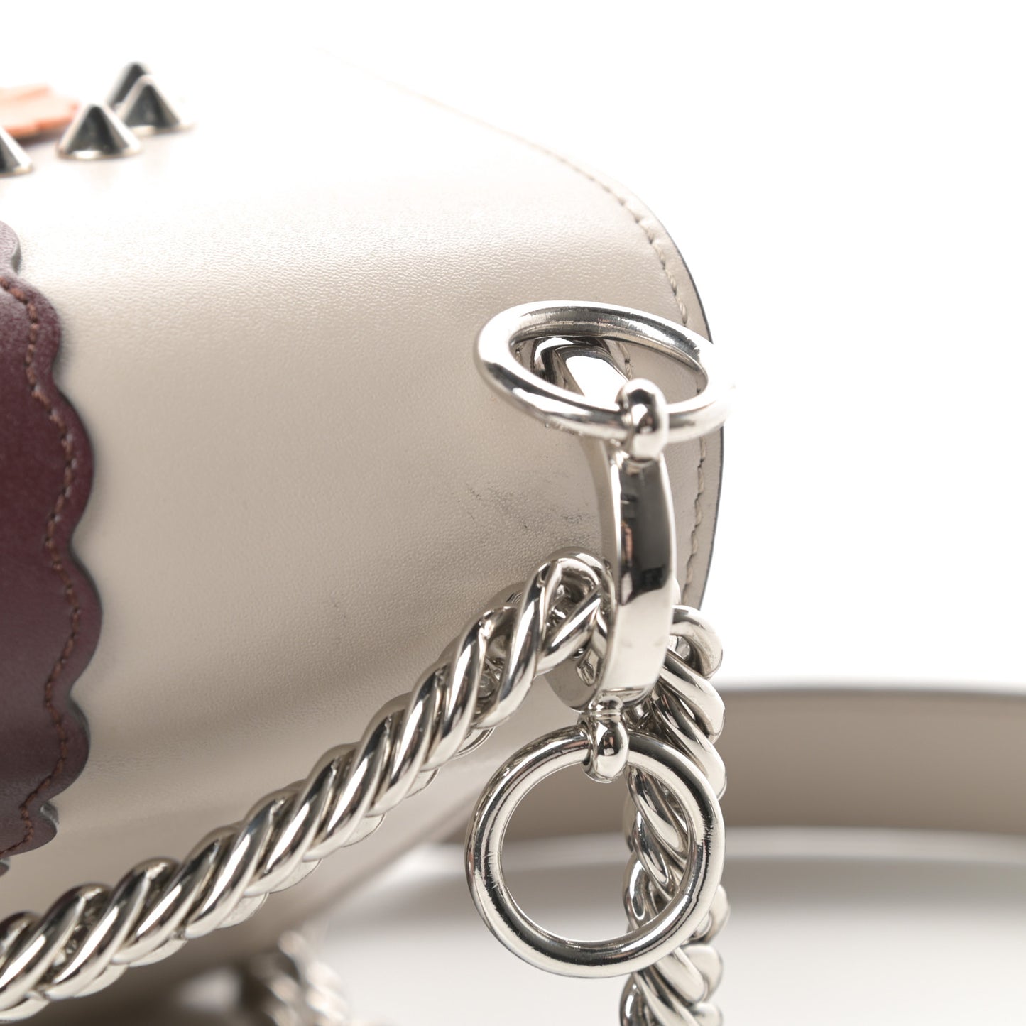 Vitello Liberty Lucido Catalan Mirror Hypnoteyes Studded Small Kan I Shoulder Bag Grigio Polvere Bordeaux Multicolor