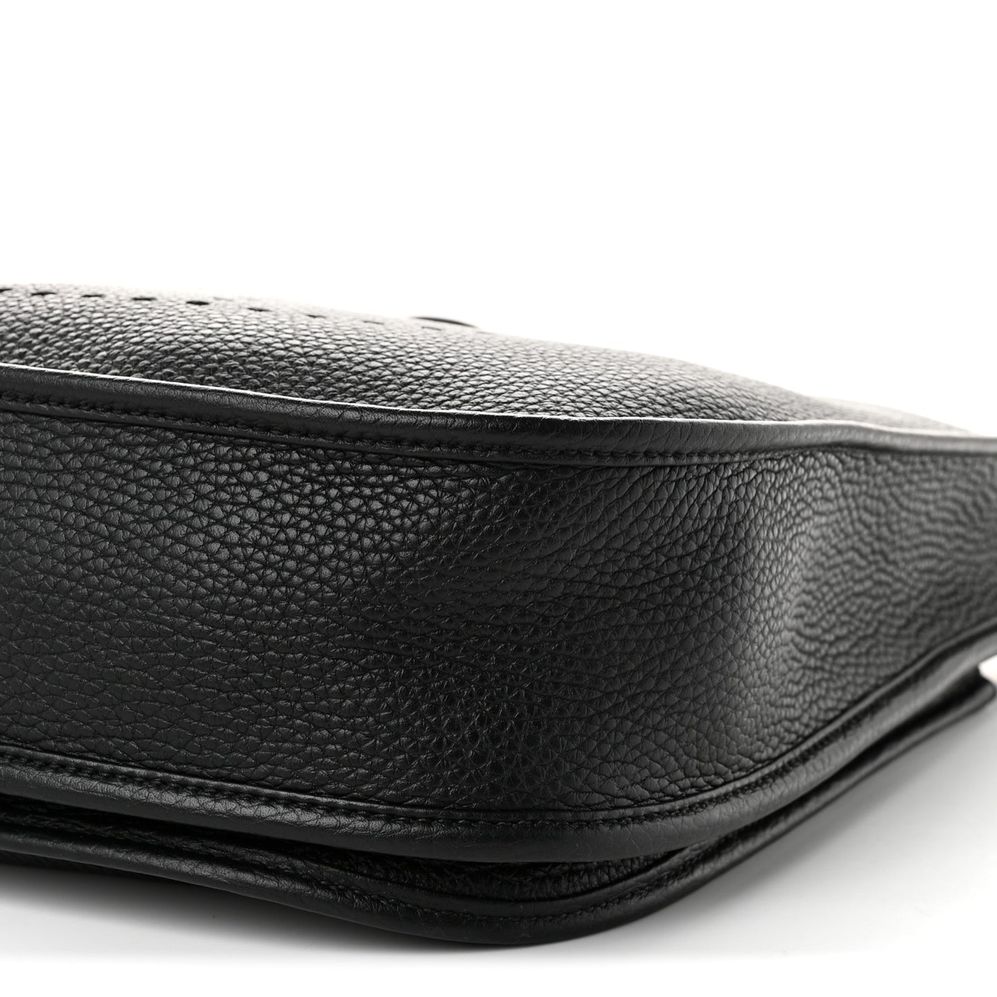 Taurillon Clemence Evelyne III PM Black