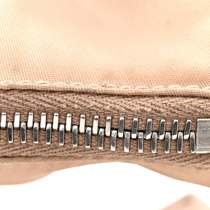 Prada Nylon Re-Edition 2005 Shoulder Bag Cammeo 13 of 20