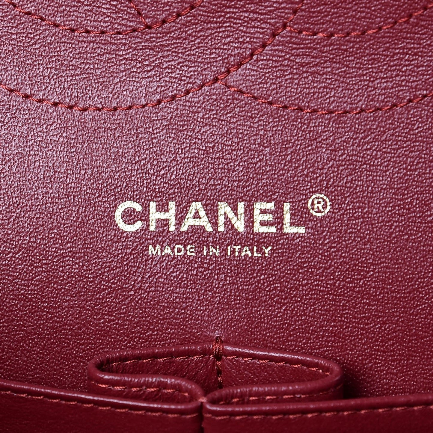 Iridescent Caviar Quilted Jumbo Double Flap Burgundy