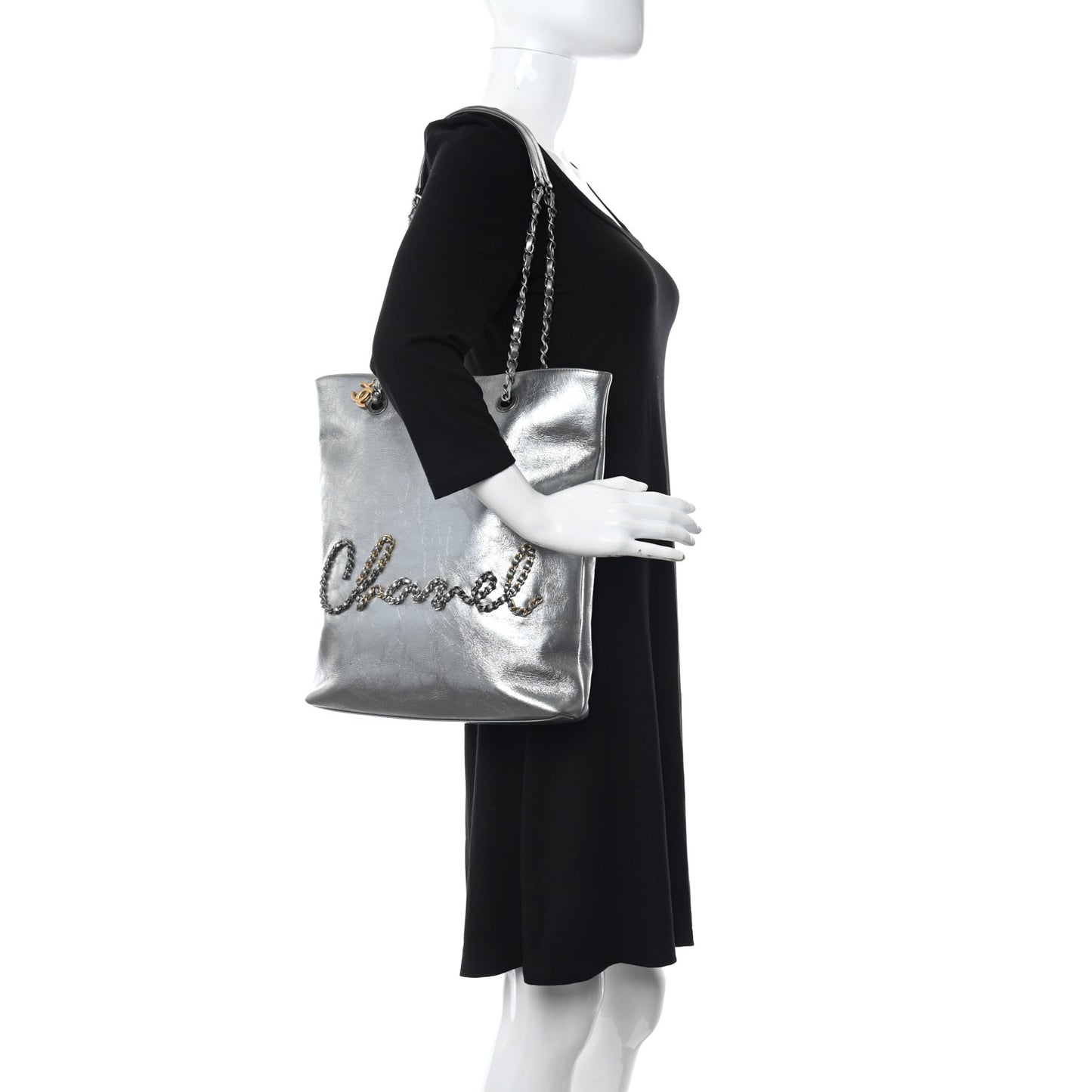 Metallic Crumpled Calfskin Chain 20s Signe Tote Silver