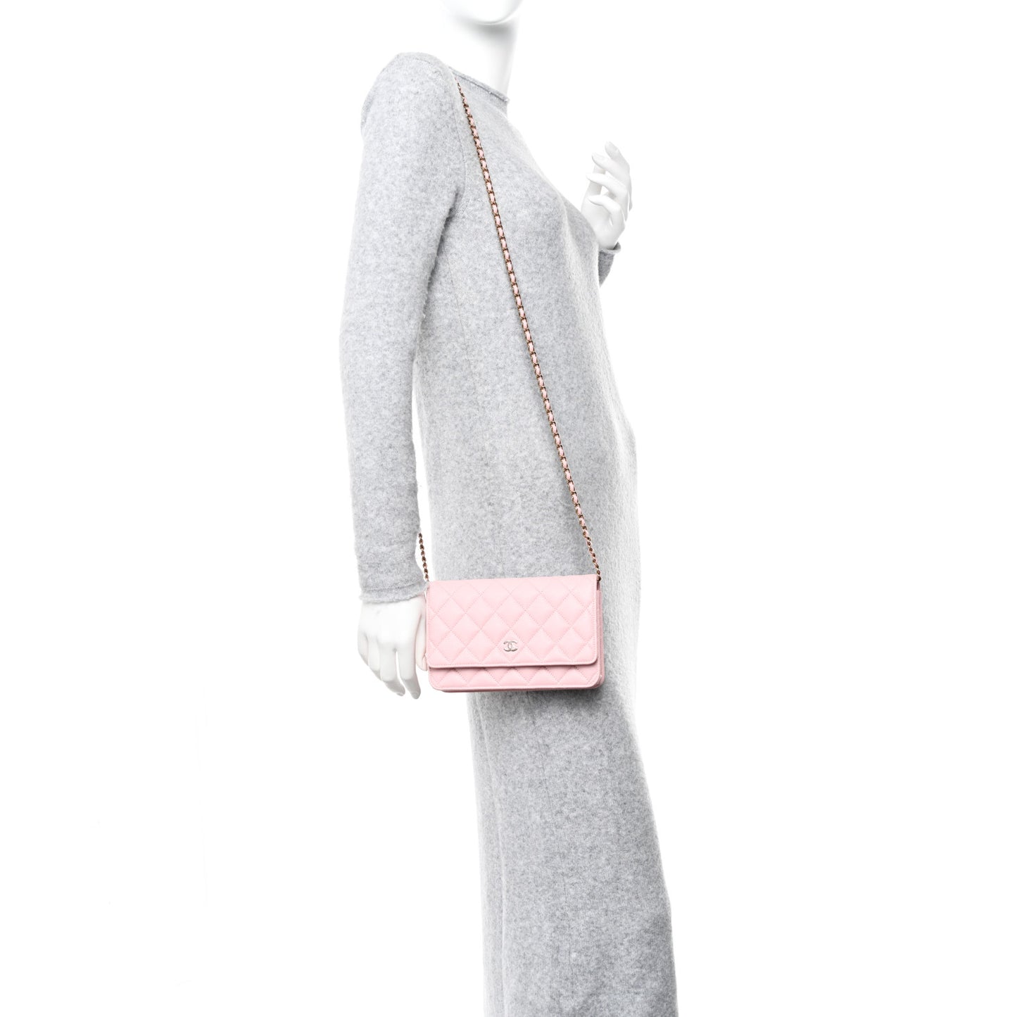 Caviar Quilted Wallet on Chain WOC Light Pink