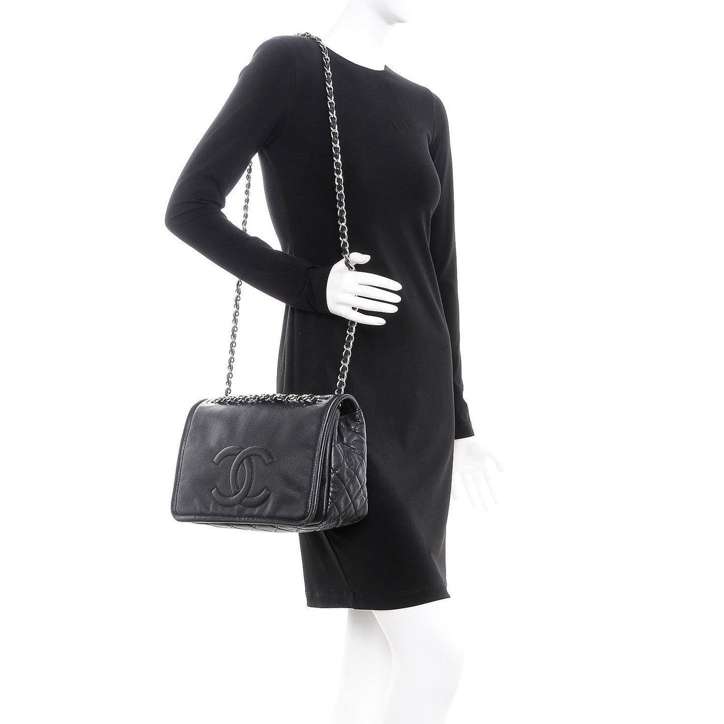 Caviar Large Timeless CC Flap Black