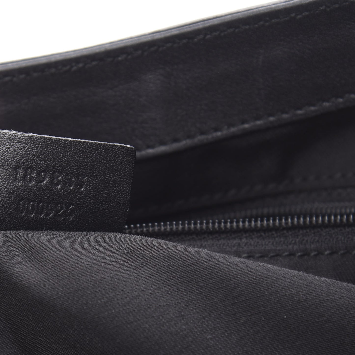 Patent D Ring Large Hobo Black