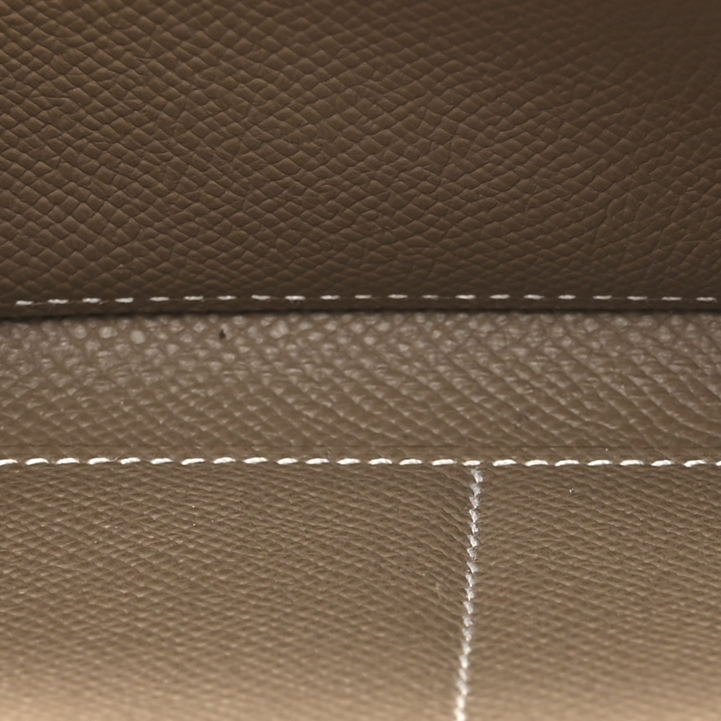 Epsom Kelly Wallet To Go Etoupe