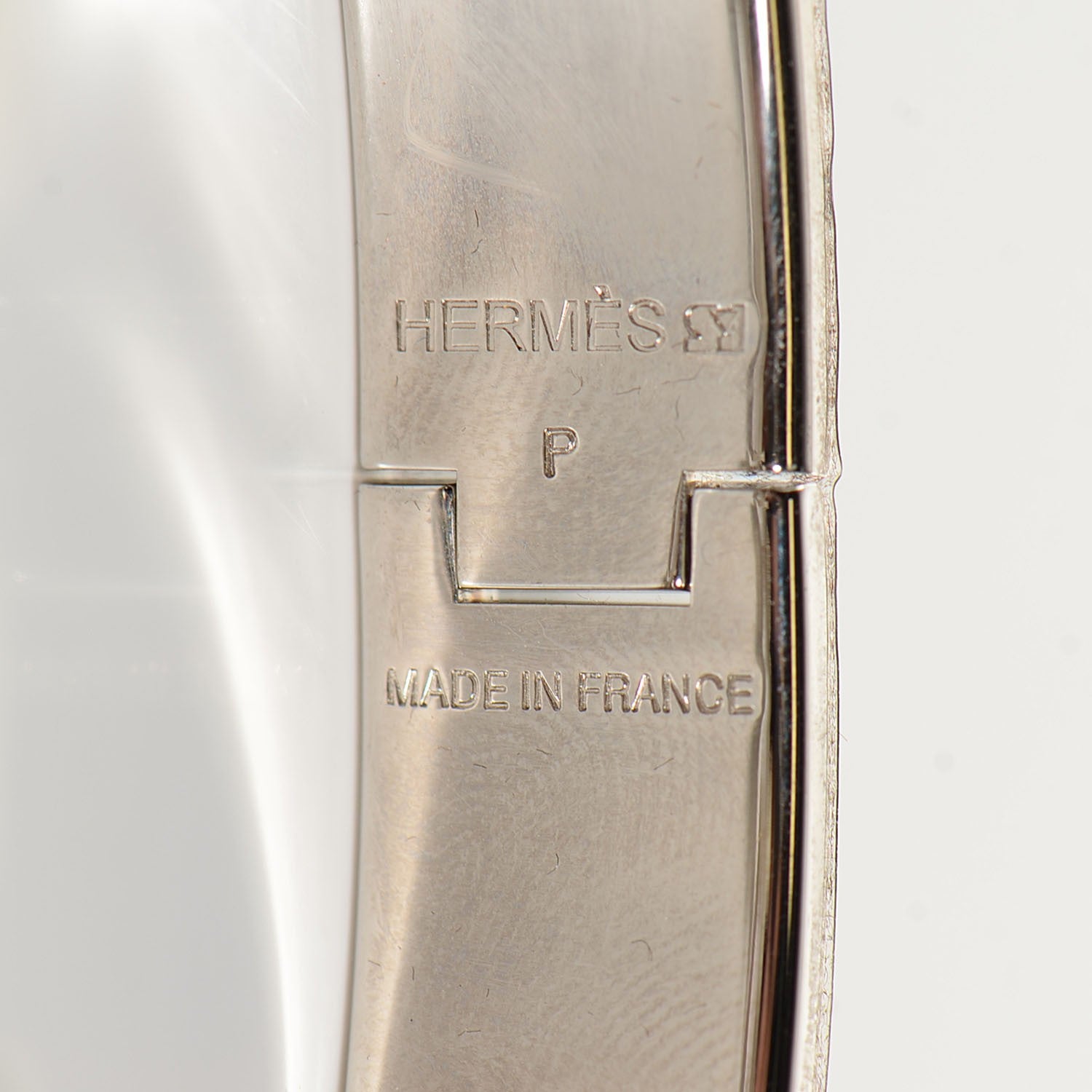 Hermes Enamel Narrow Clic H Bracelet GM Gris Claire 4 of 5