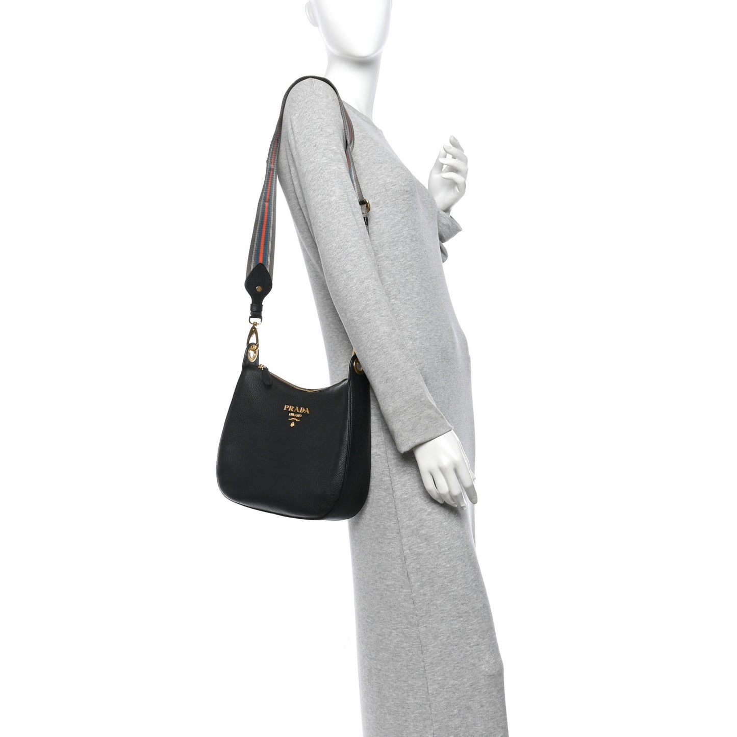 Vitello Phenix Small Zippered Messenger Hobo Black