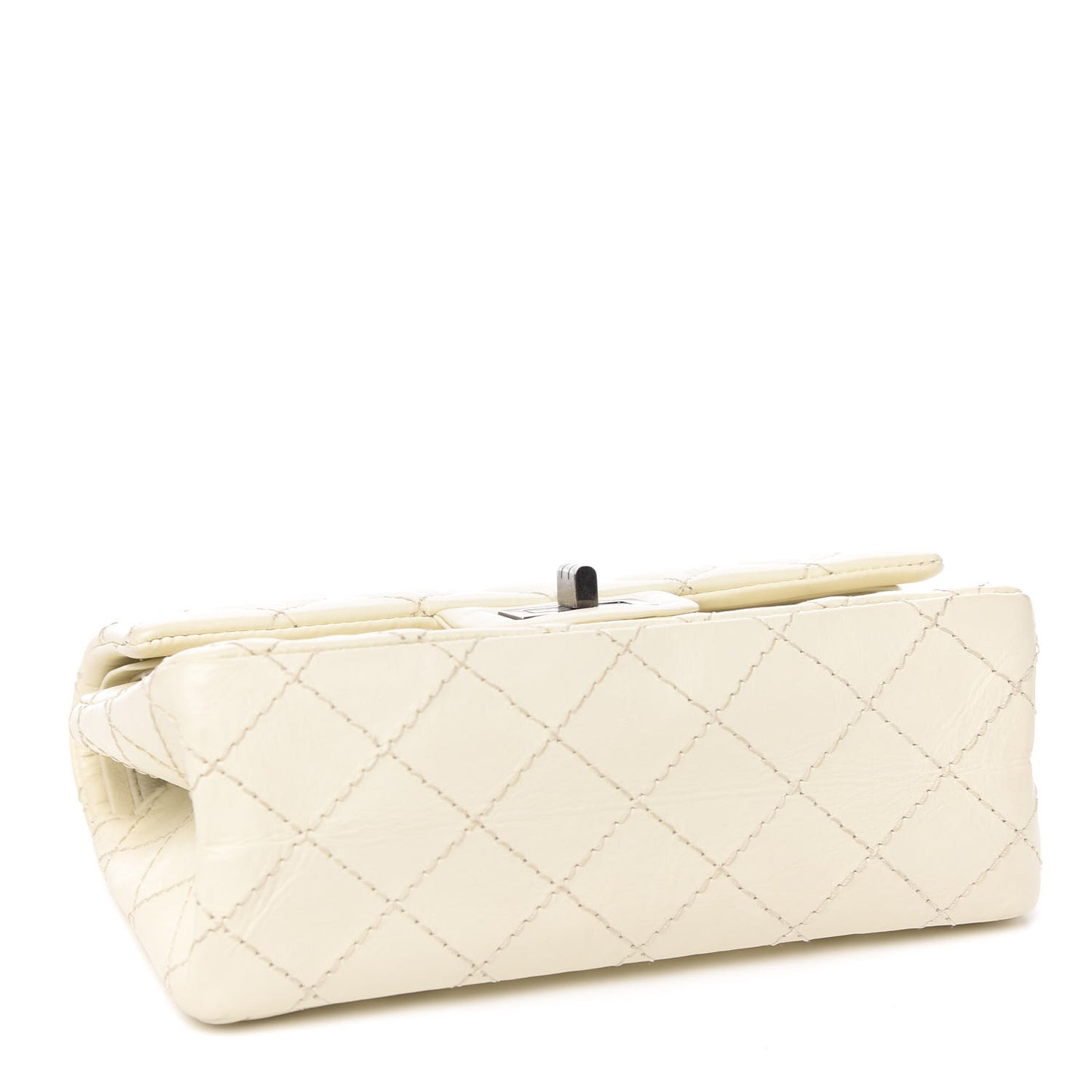 Aged Calfskin Quilted 2.55 Reissue 224 Flap Ivory
