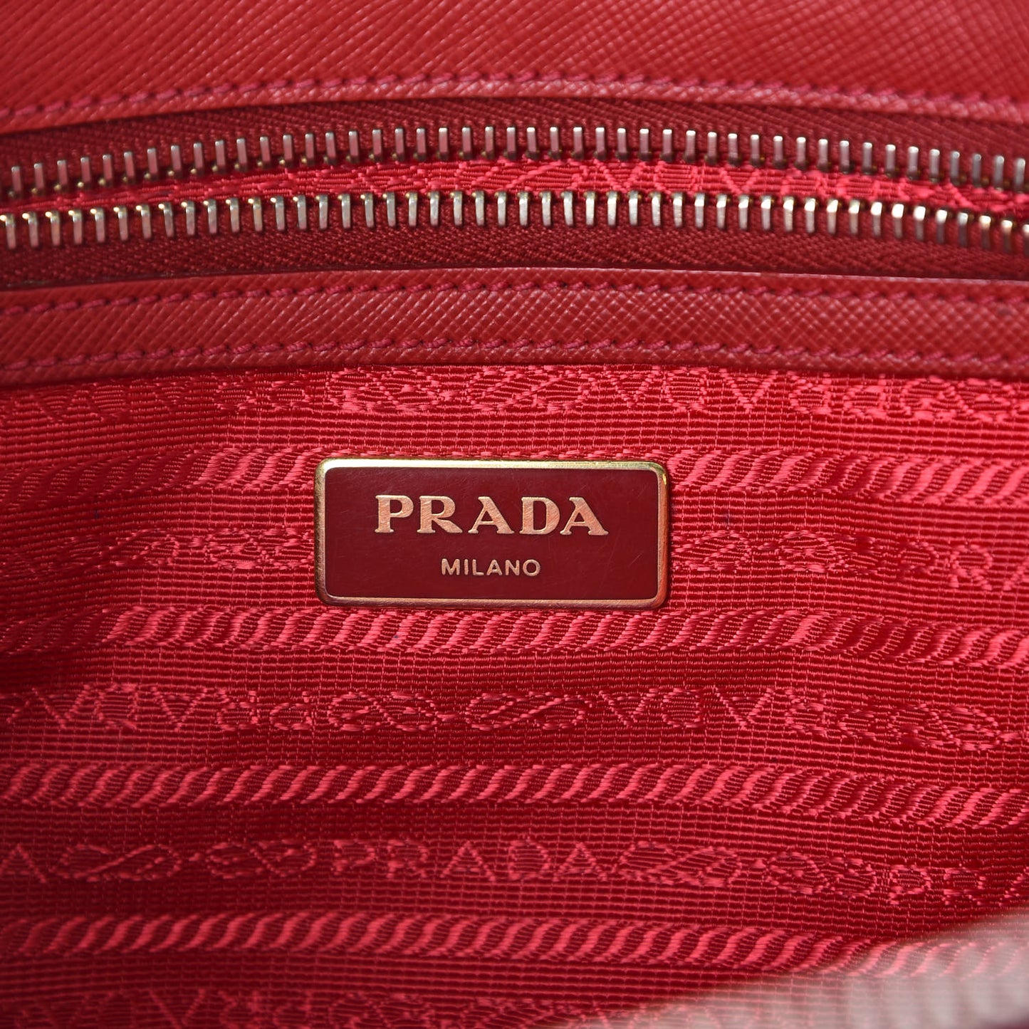 Saffiano Small Galleria Double Zip Tote Fuoco