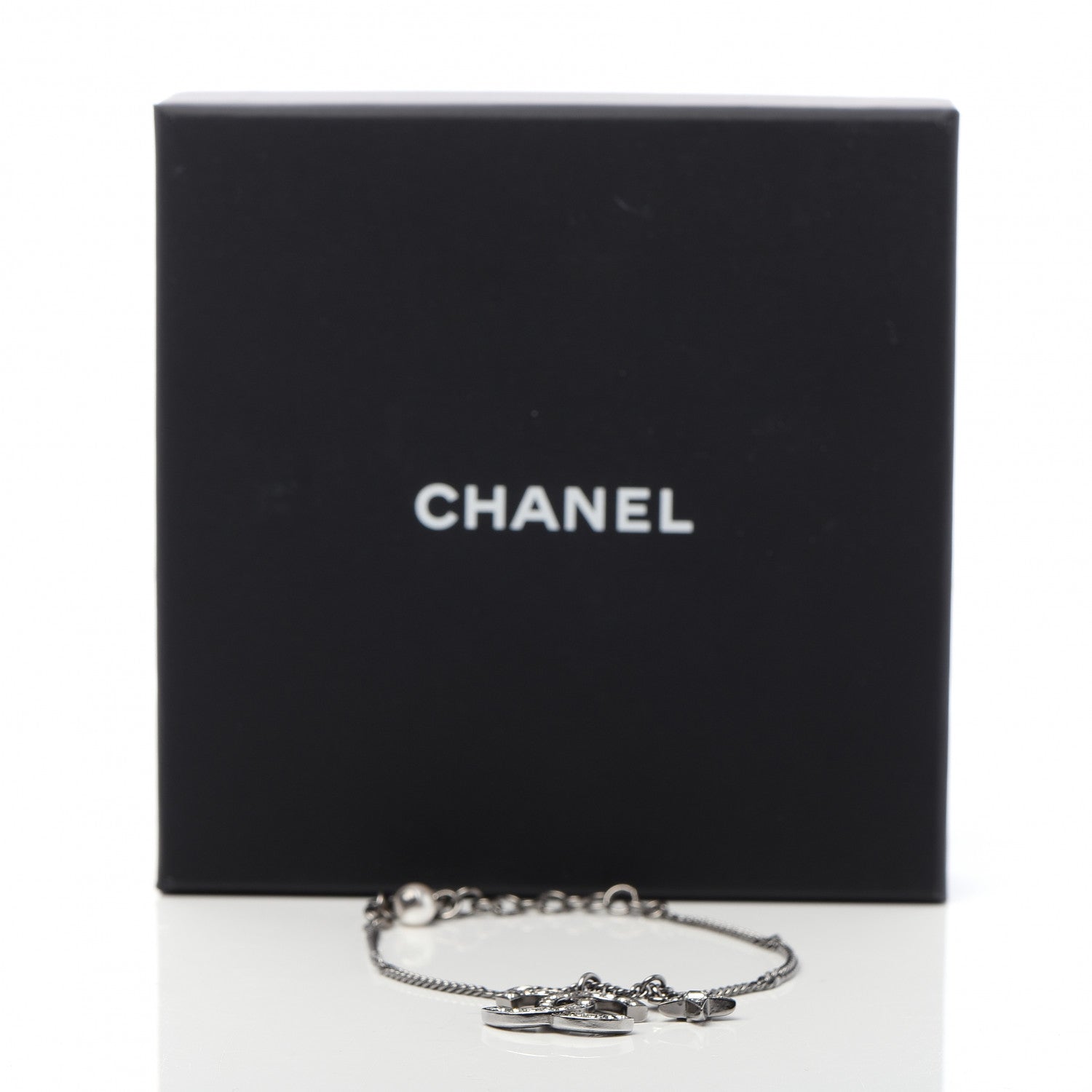 Chanel Metal Pearl Crystal Baguette CC Star Bracelet Silver 5 of 5