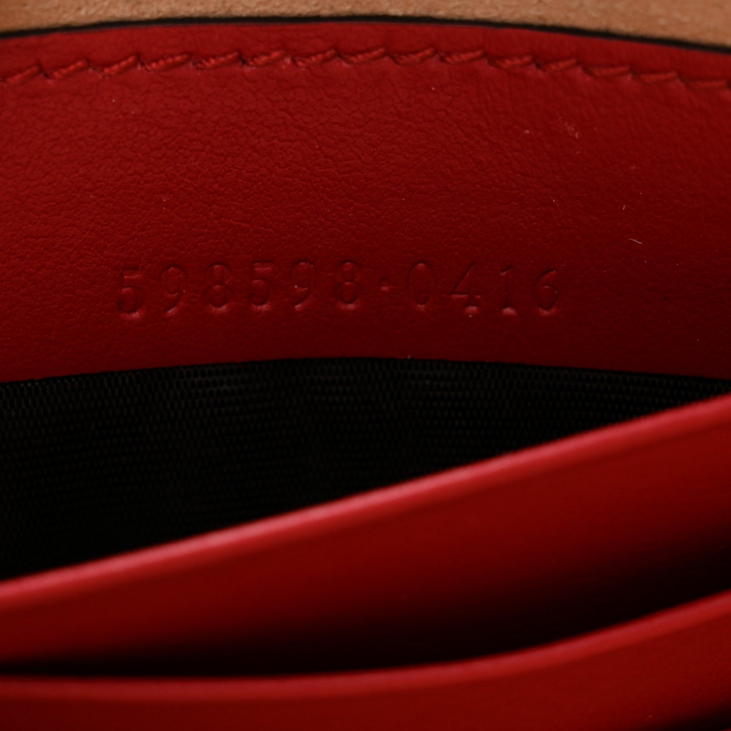 Calfskin Matelasse GG Marmont Wrist Wallet Hibiscus Red